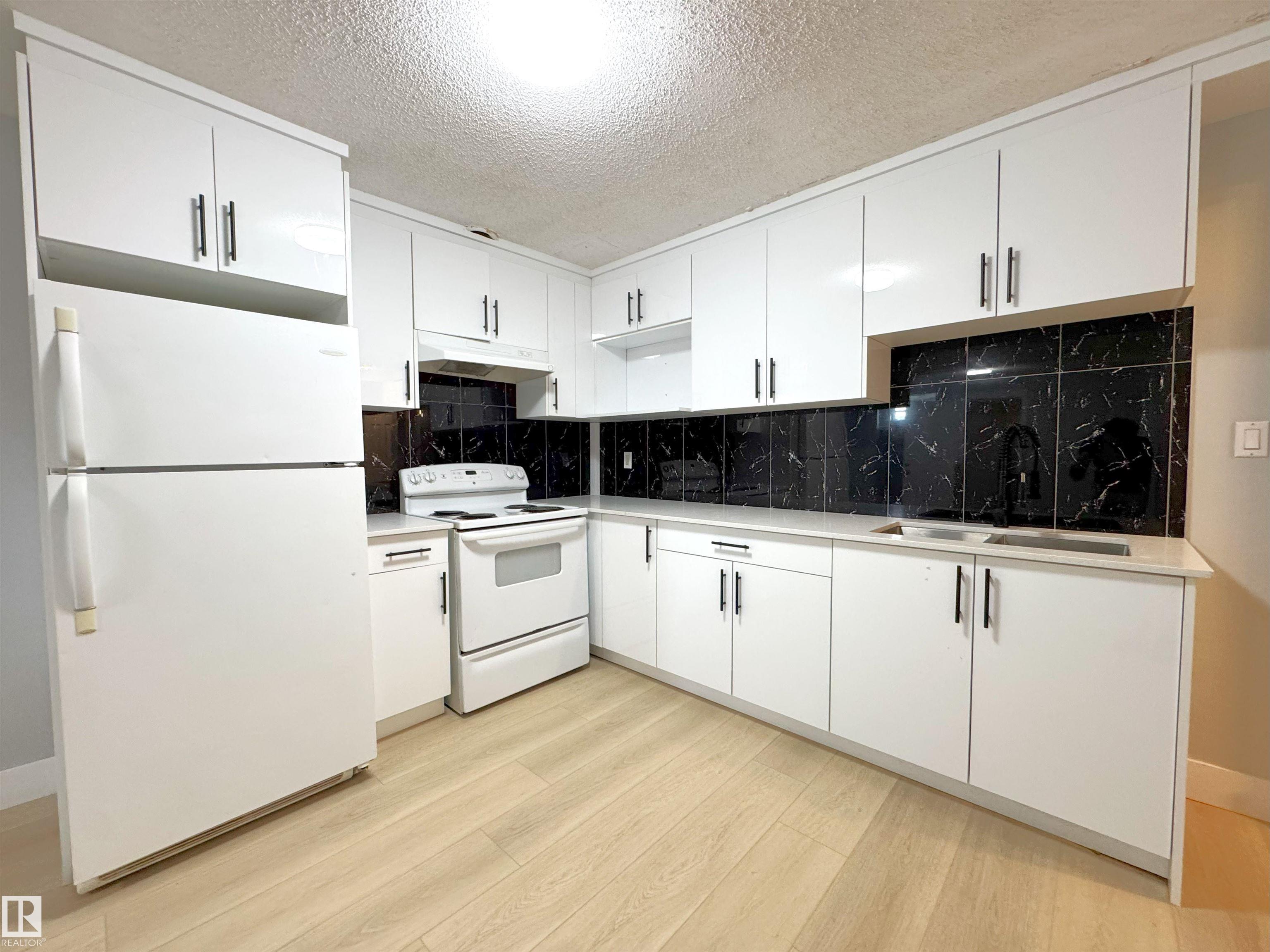 Photo 20 at 7807 36 Avenue NW, Richfield, Edmonton