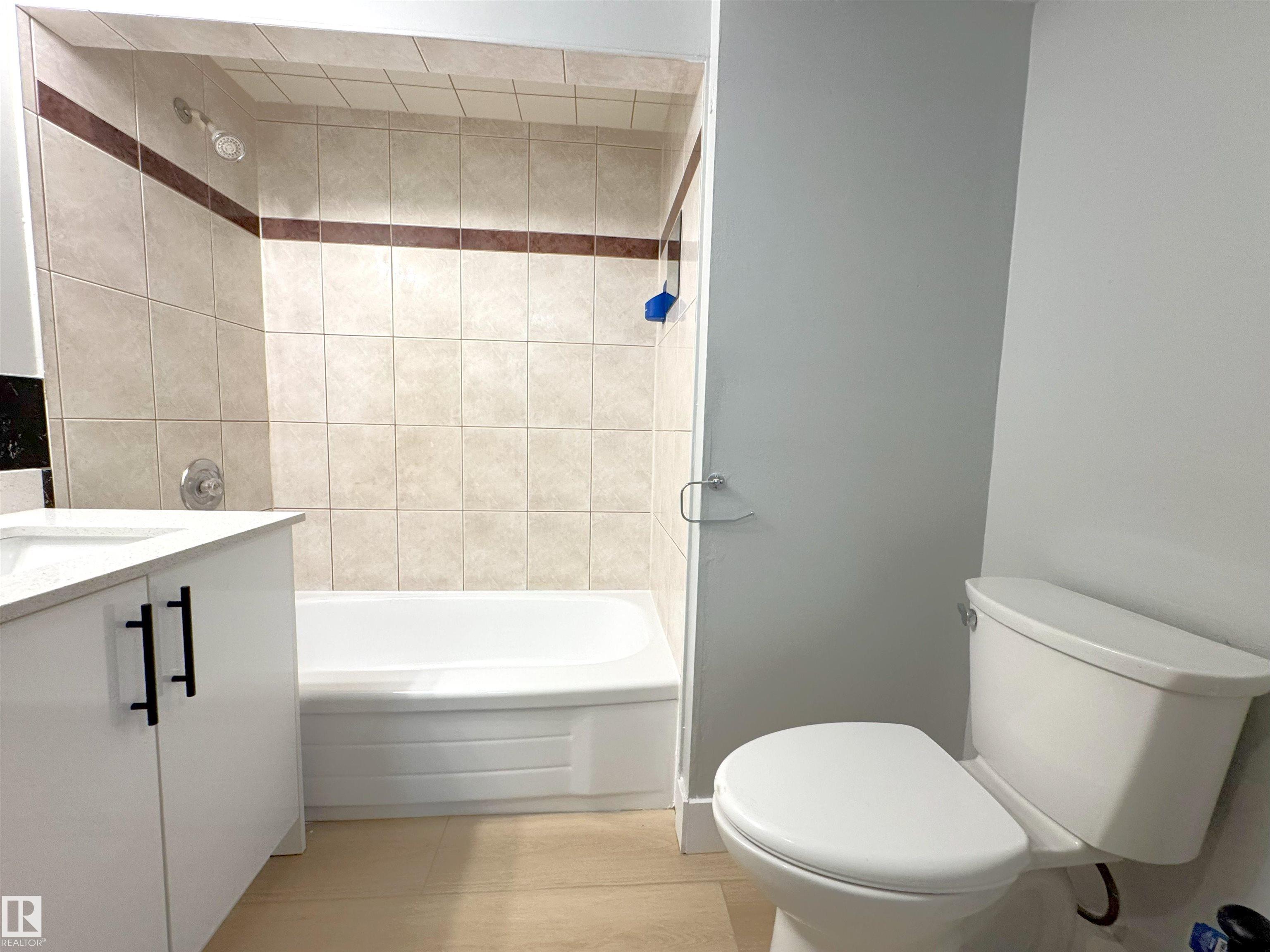 Photo 24 at 7807 36 Avenue NW, Richfield, Edmonton