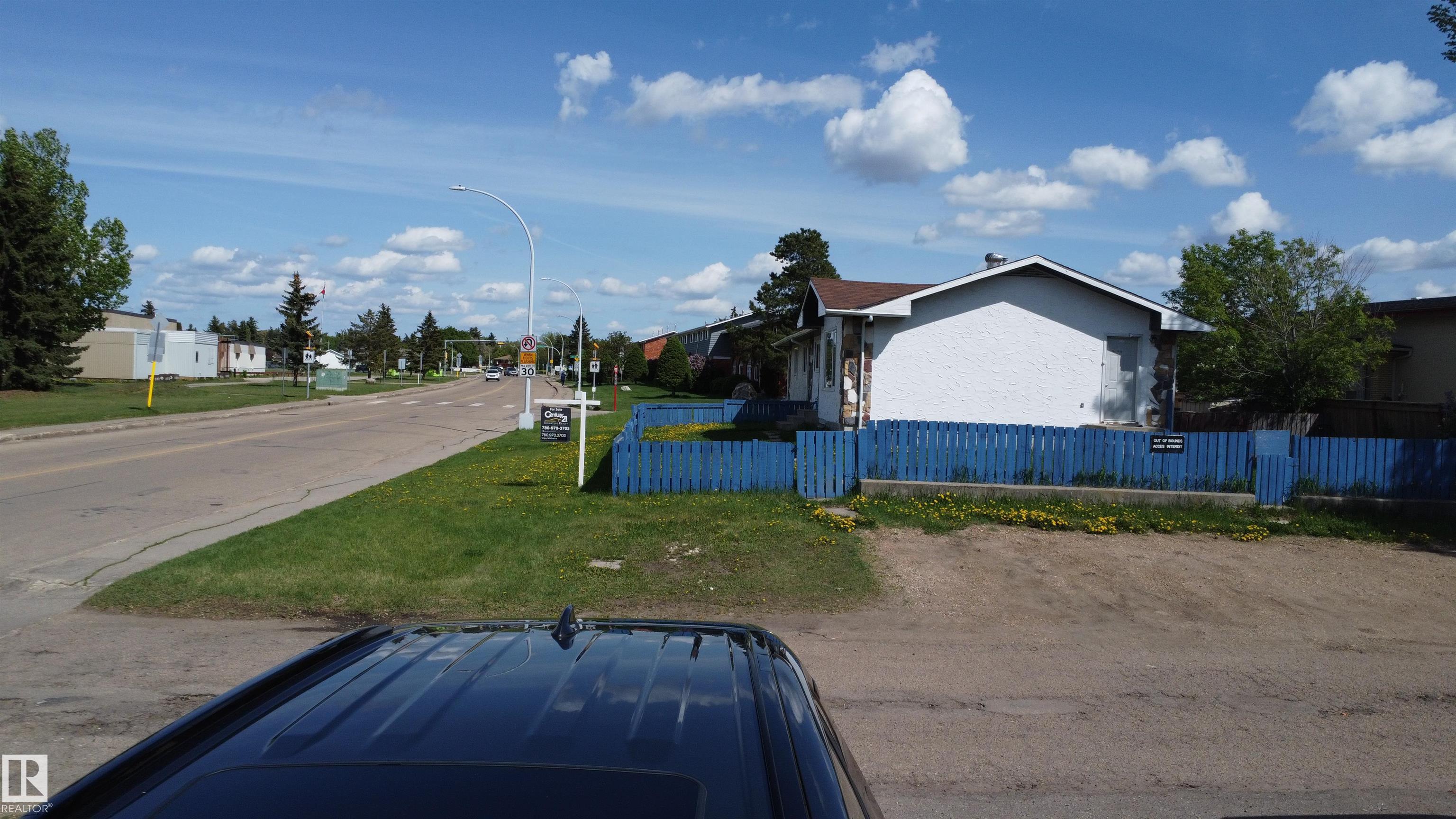 Photo 5 at 7807 36 Avenue NW, Richfield, Edmonton