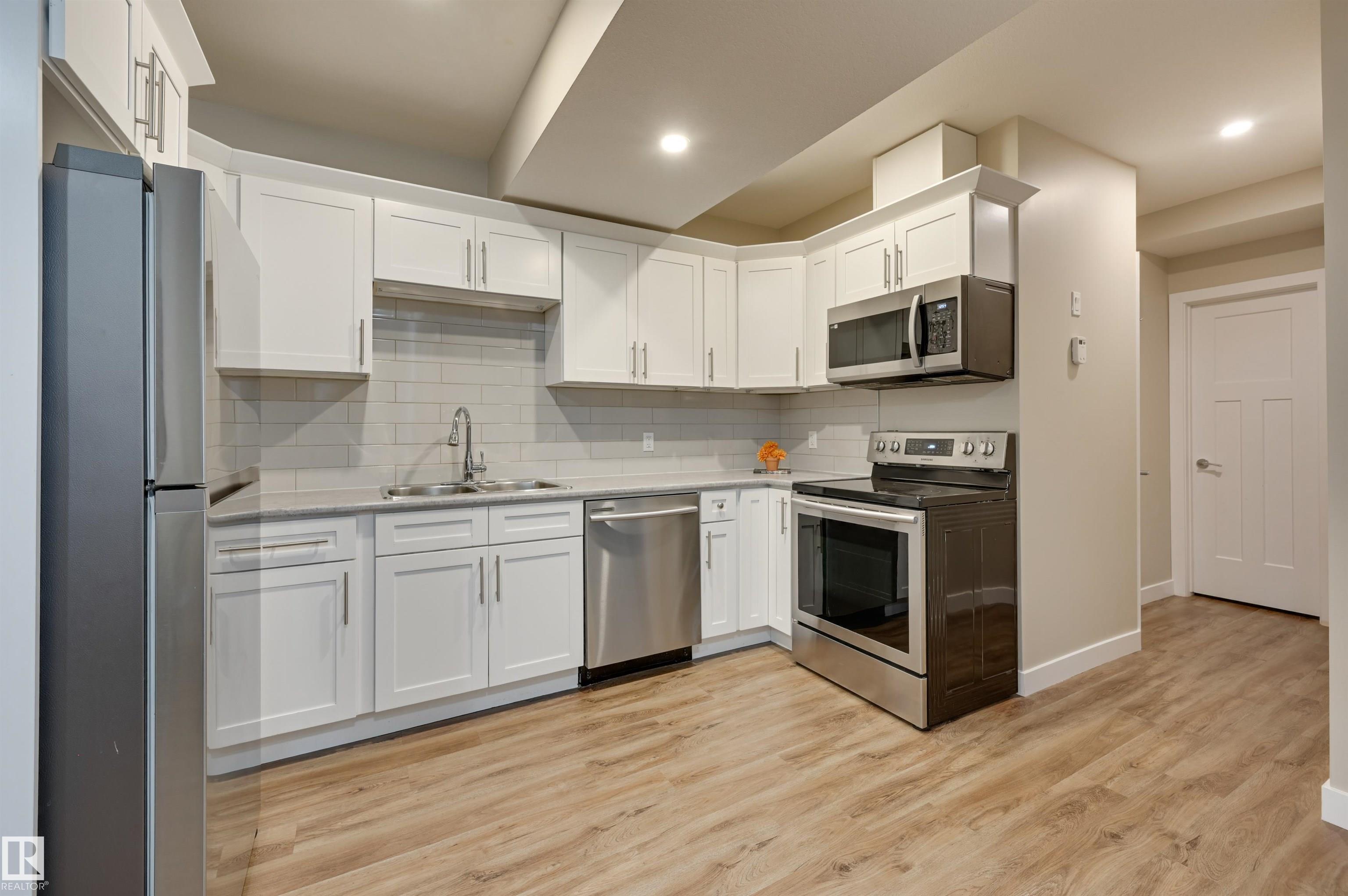Photo 35 at 7404 81 Avenue NW, King Edward Park, Edmonton