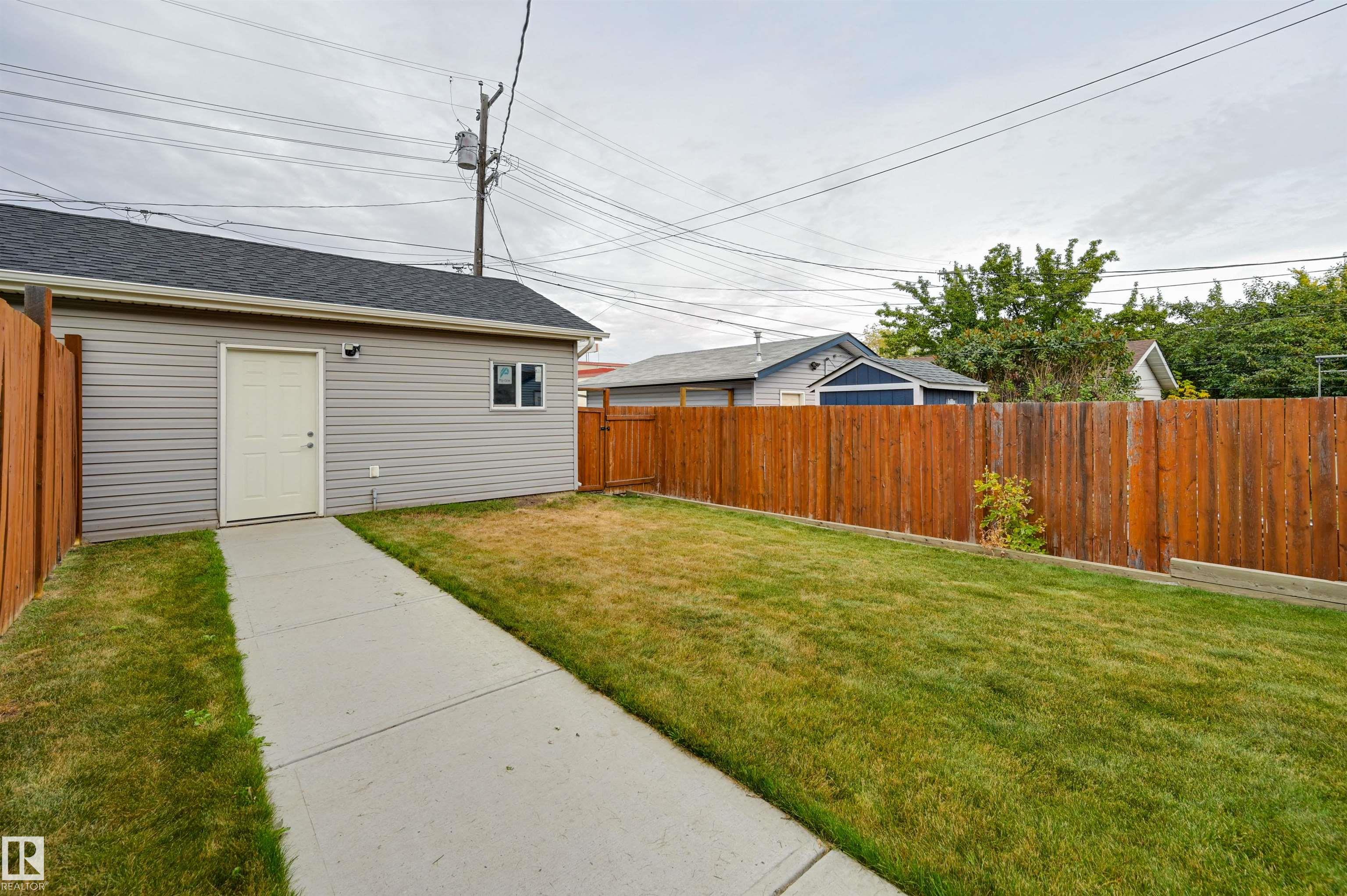 Photo 52 at 7404 81 Avenue NW, King Edward Park, Edmonton