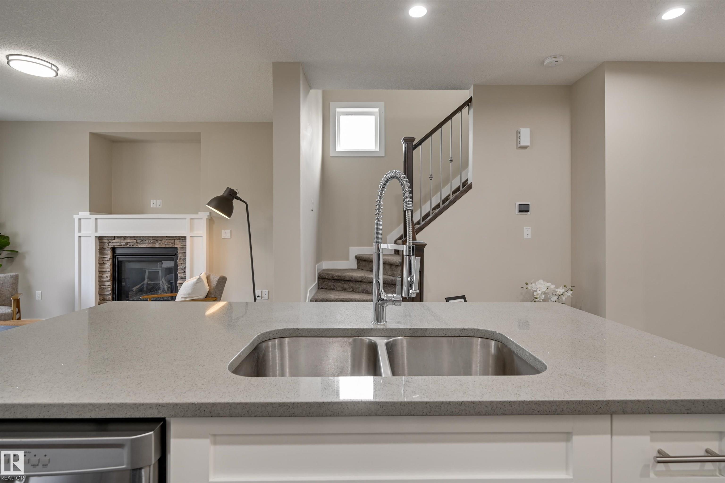 Photo 7 at 7404 81 Avenue NW, King Edward Park, Edmonton