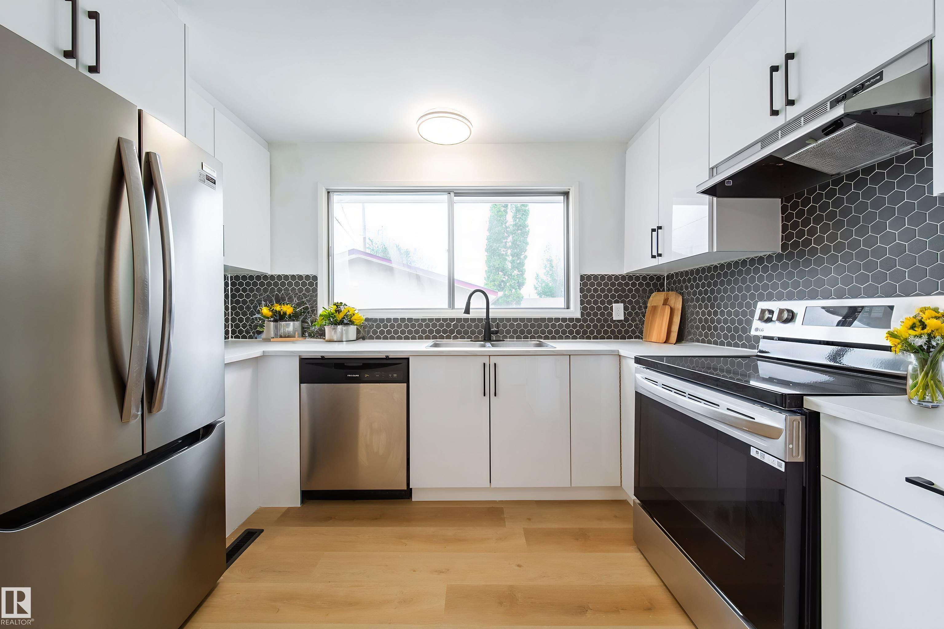 Photo 2 at 6708 132 Avenue NW, Delwood, Edmonton