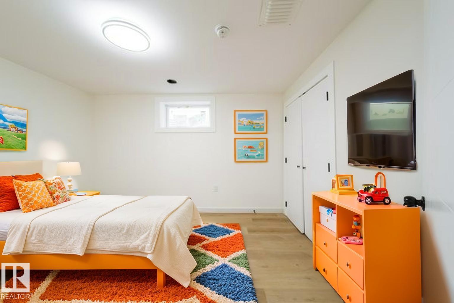 Photo 9 at 6708 132 Avenue NW, Delwood, Edmonton
