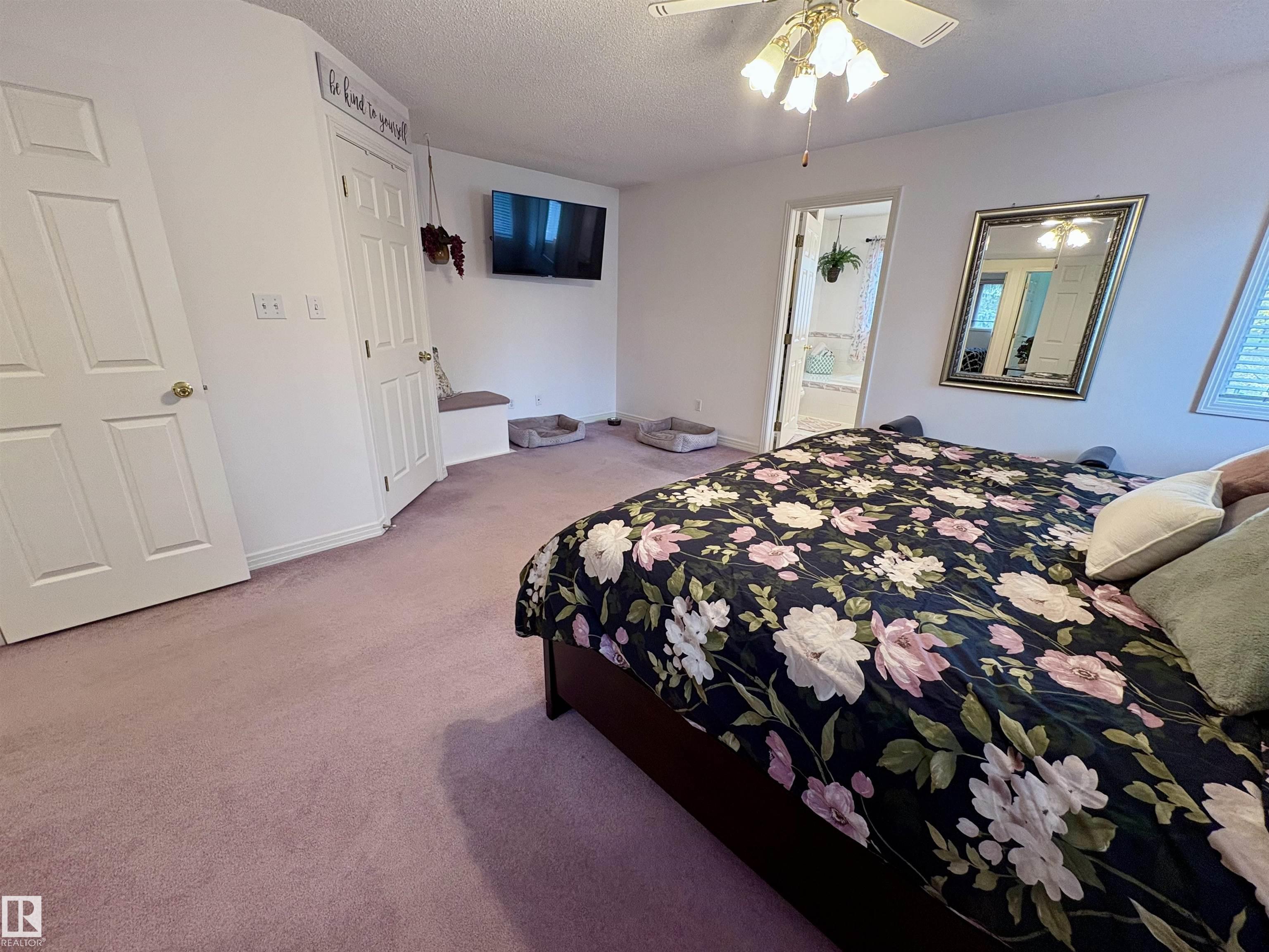 Photo 11 at 75 Woodside Crescent, Woodhaven, Spruce Grove
