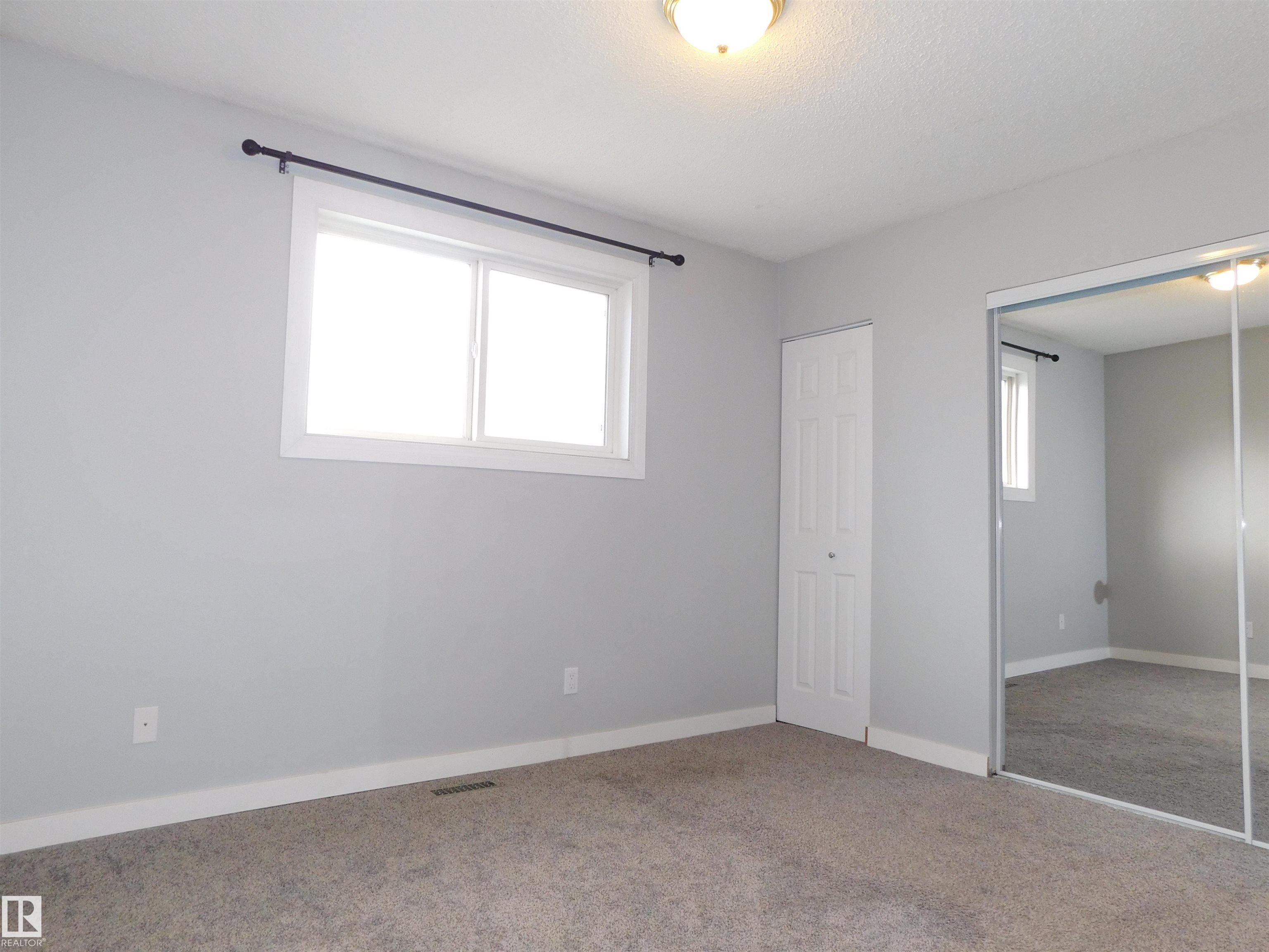 Photo 8 at 1412 Lakewood Road W NW, Tipaskan, Edmonton