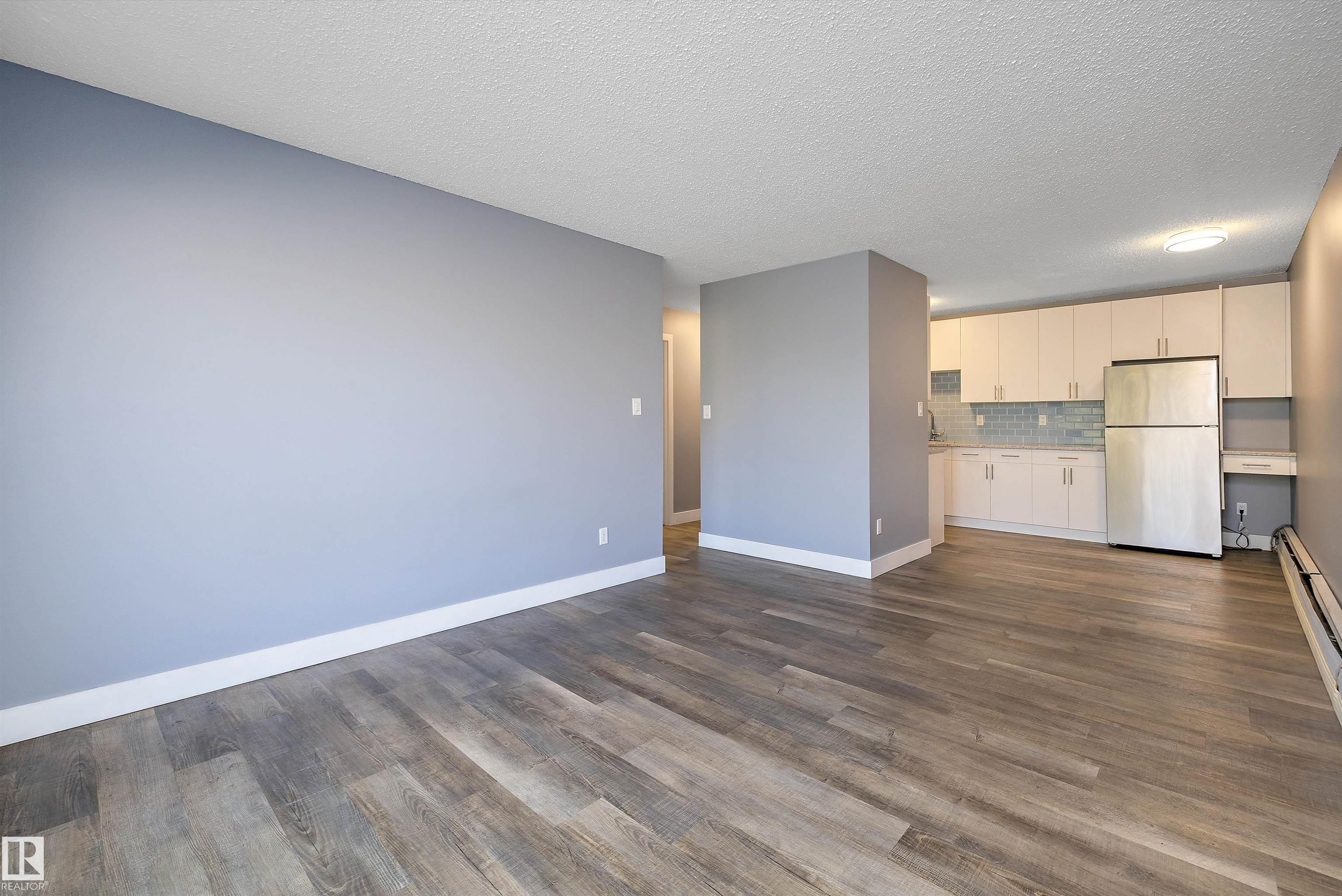 Photo 11 at 301 - 10620 104 Street NW, Central Mcdougall, Edmonton
