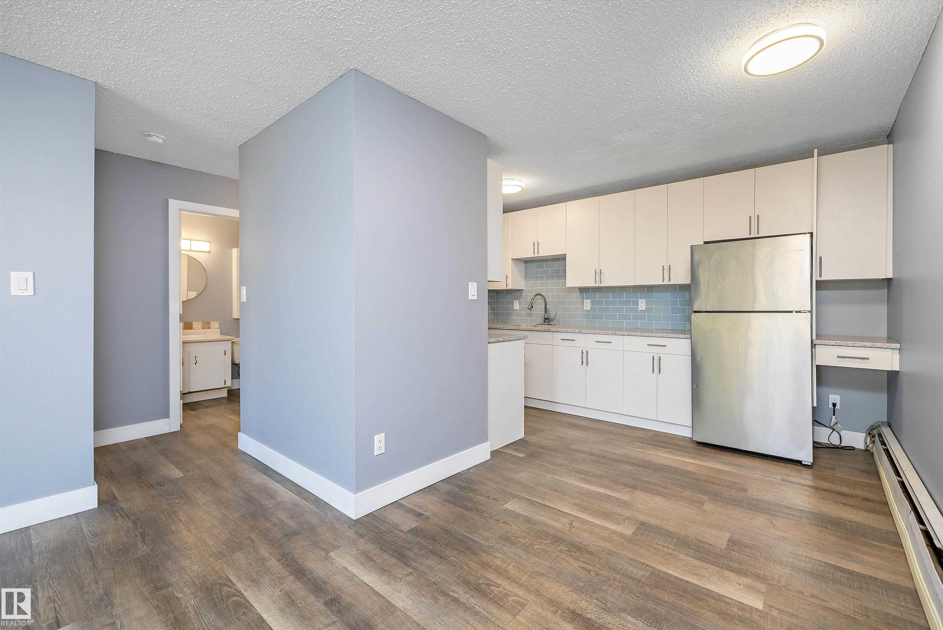Photo 3 at 301 - 10620 104 Street NW, Central Mcdougall, Edmonton