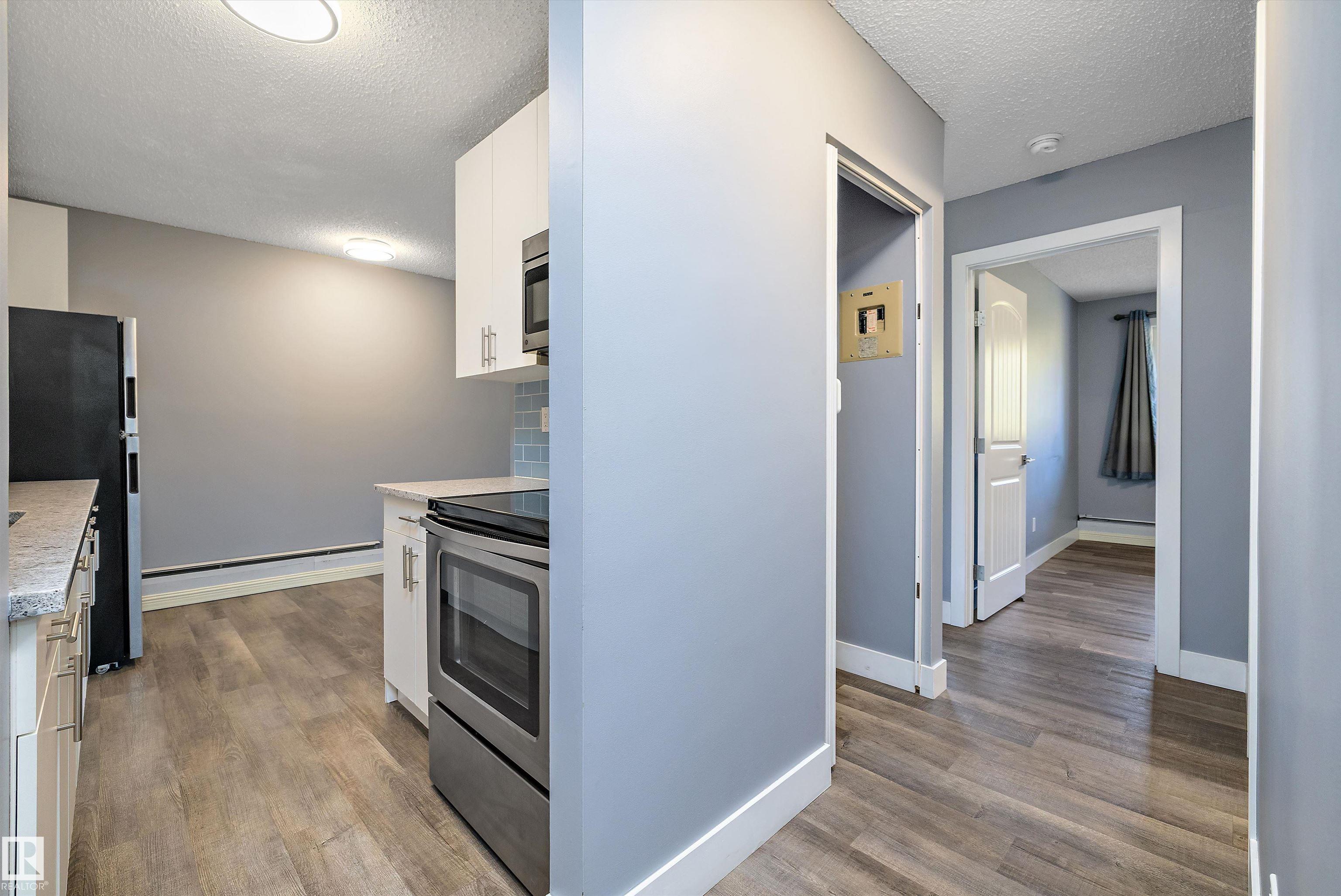 Photo 4 at 301 - 10620 104 Street NW, Central Mcdougall, Edmonton