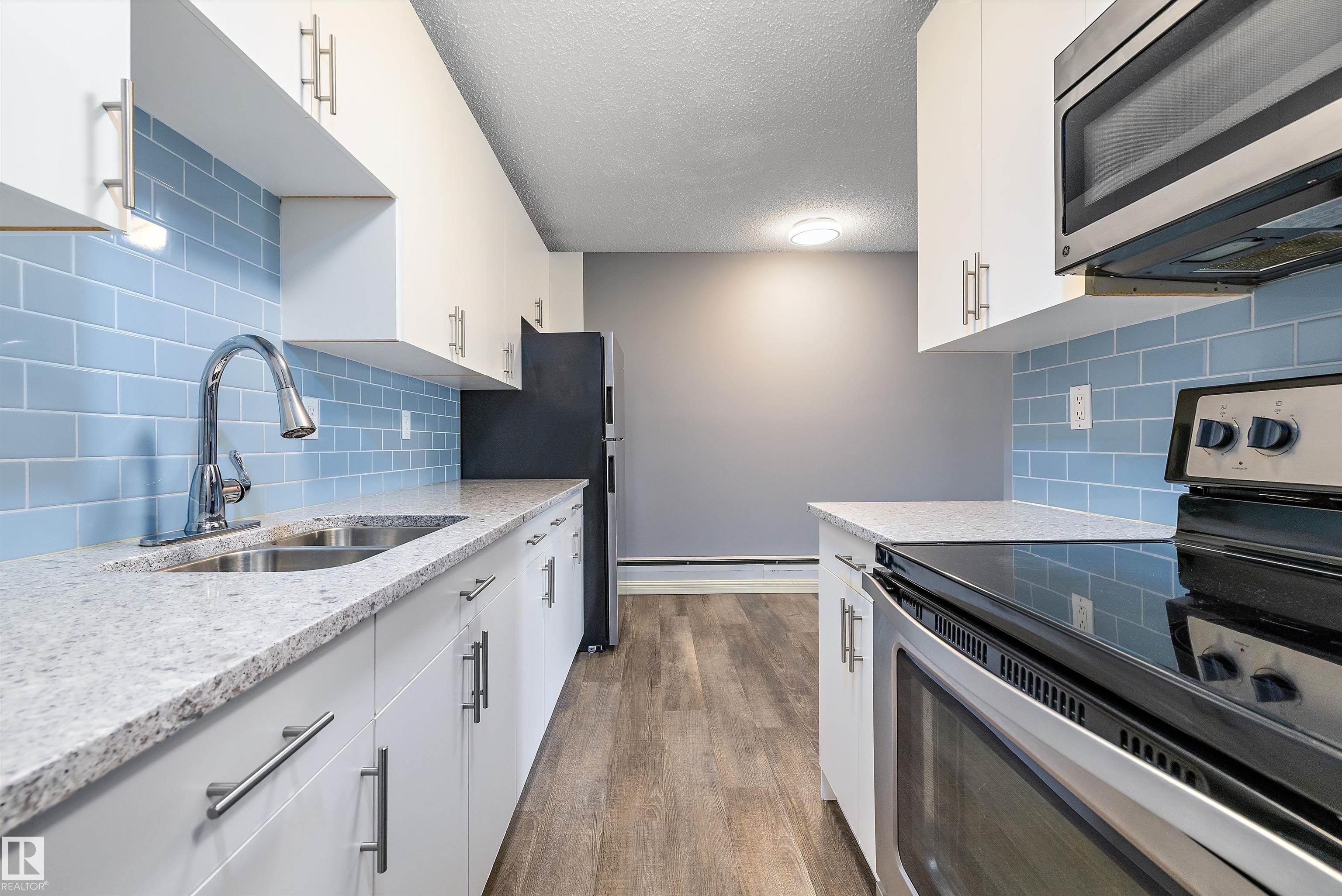 Photo 5 at 301 - 10620 104 Street NW, Central Mcdougall, Edmonton