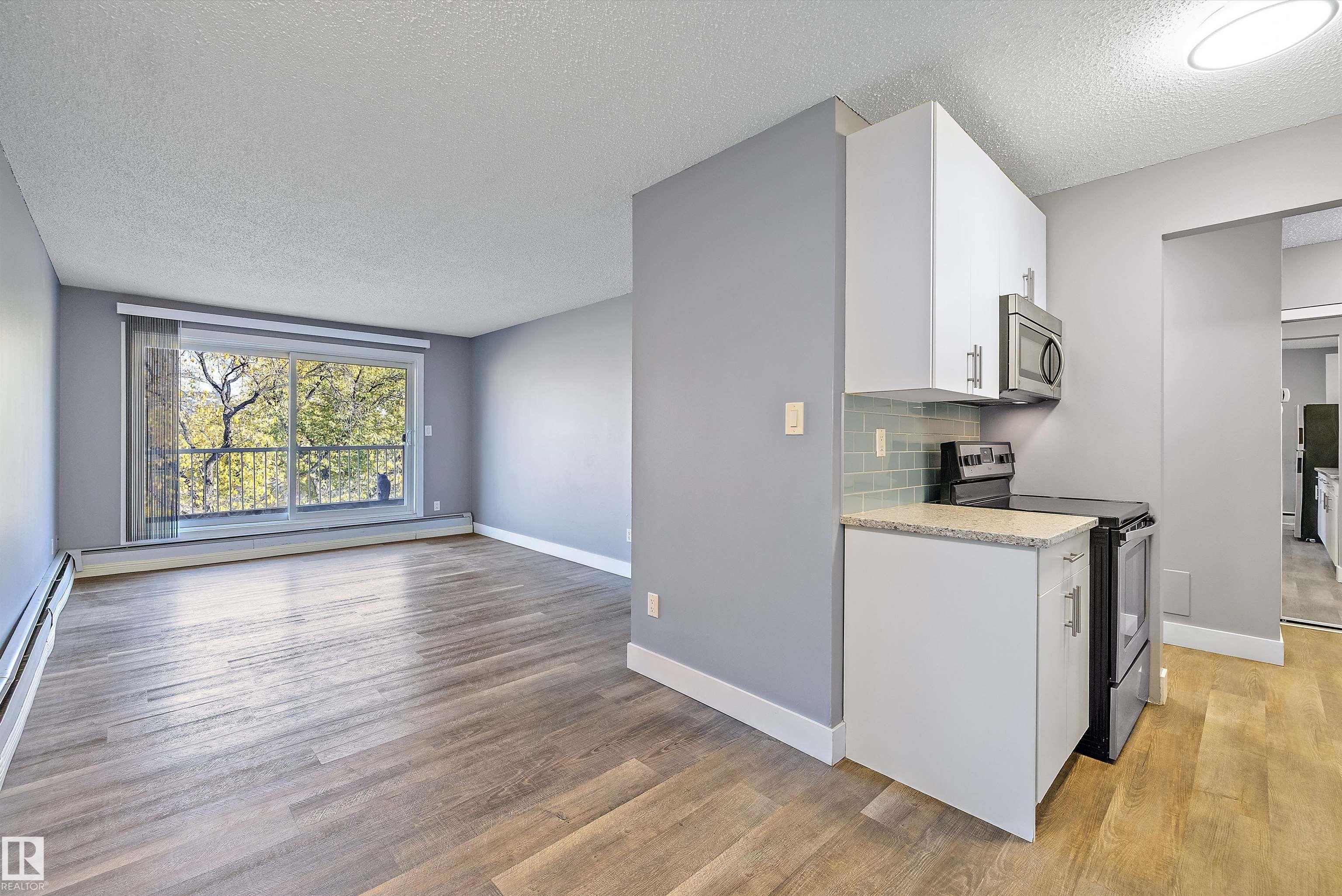 Photo 10 at 301 - 10620 104 Street NW, Central Mcdougall, Edmonton