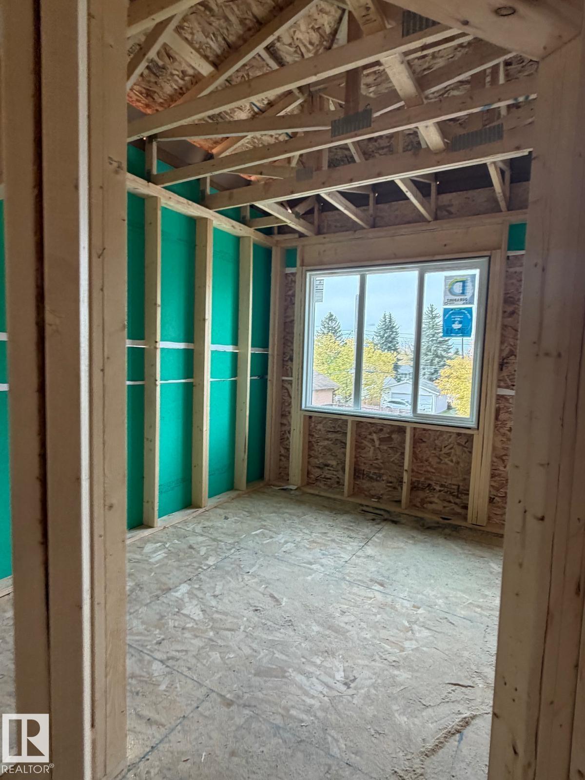 Photo 11 at 9214 152 Street NW, Sherwood, Edmonton