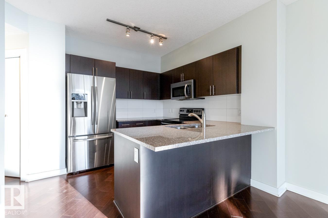 Photo 3 at 1004 - 10152 104 Street NW, Downtown, Edmonton