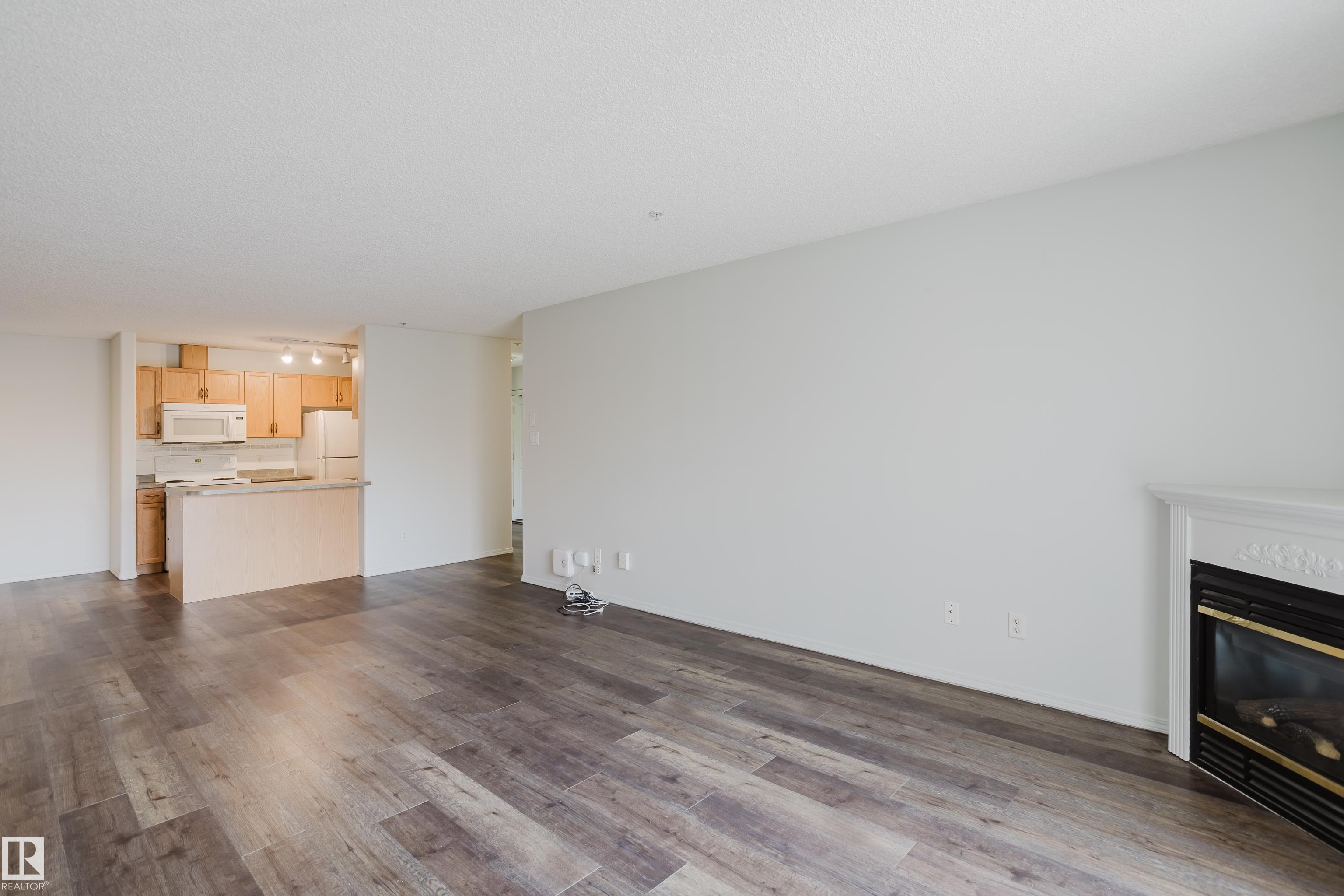 Photo 11 at 324 - 2903 Rabbit Hill Road NW, Hodgson, Edmonton