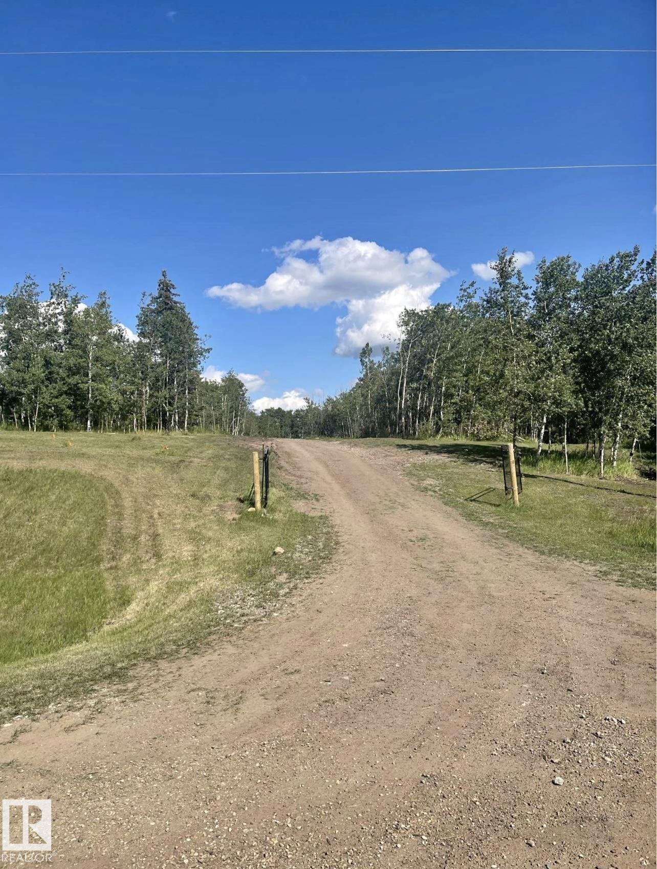 41 - 23319 Twp Road 572, Golden Heights, Rural Sturgeon County 