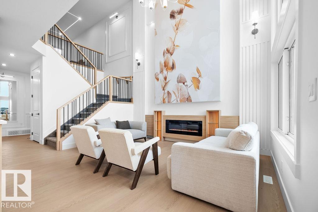 Photo 4 at 230 Linden Loop, Woodbend, Leduc