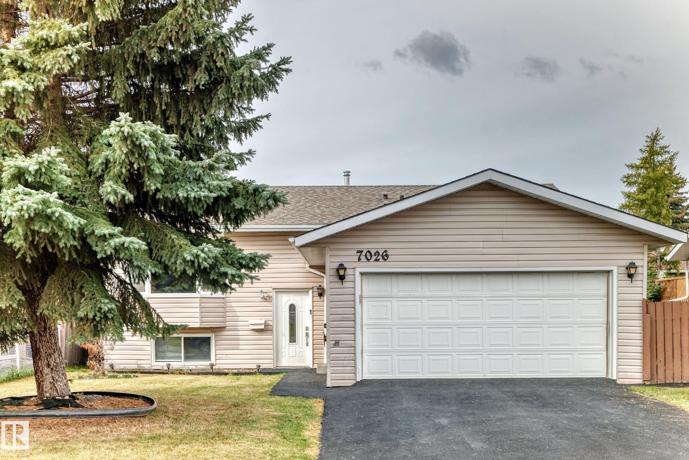 7026 11 Avenue NW, Menisa, Edmonton 