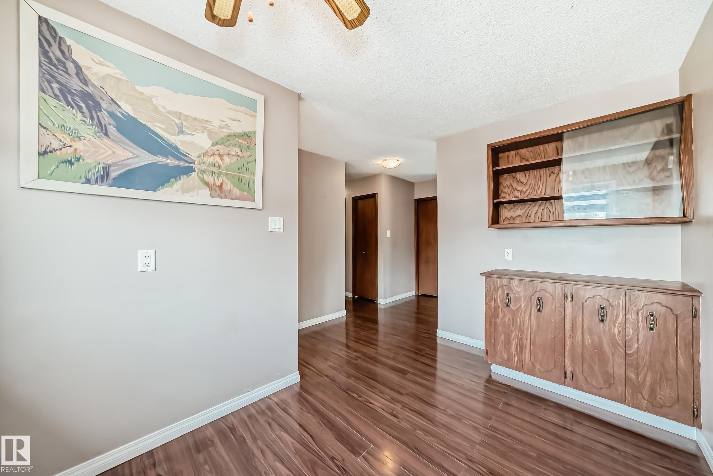 Photo 3 at 7026 11 Avenue NW, Menisa, Edmonton