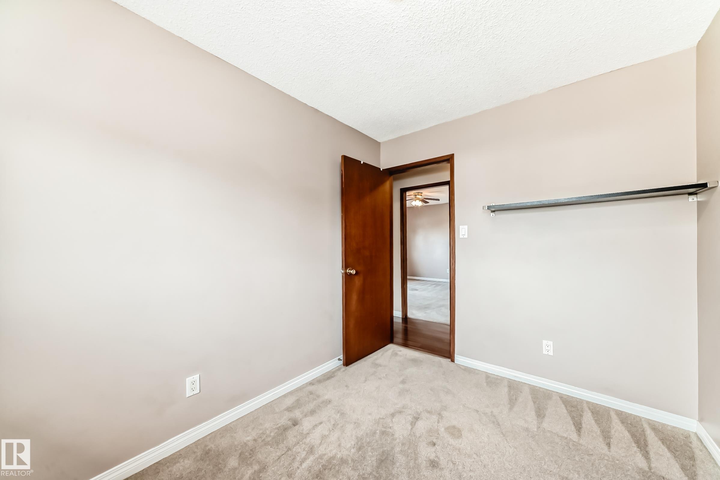 Photo 25 at 7026 11 Avenue NW, Menisa, Edmonton