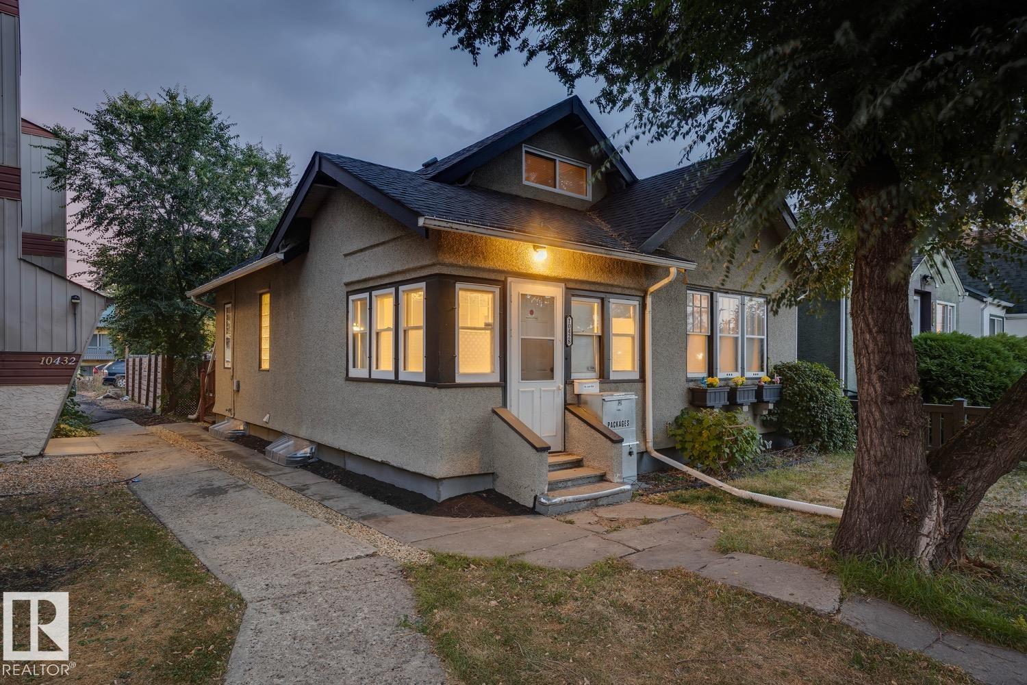 10428 76 Avenue NW, Queen Alexandra, Edmonton 