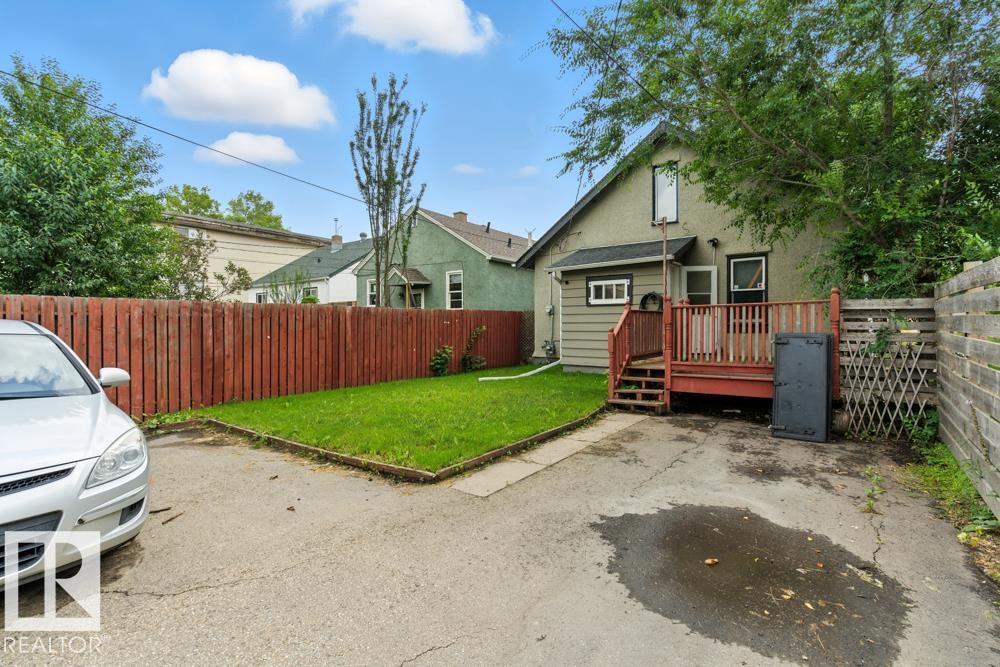 Photo 26 at 10428 76 Avenue NW, Queen Alexandra, Edmonton