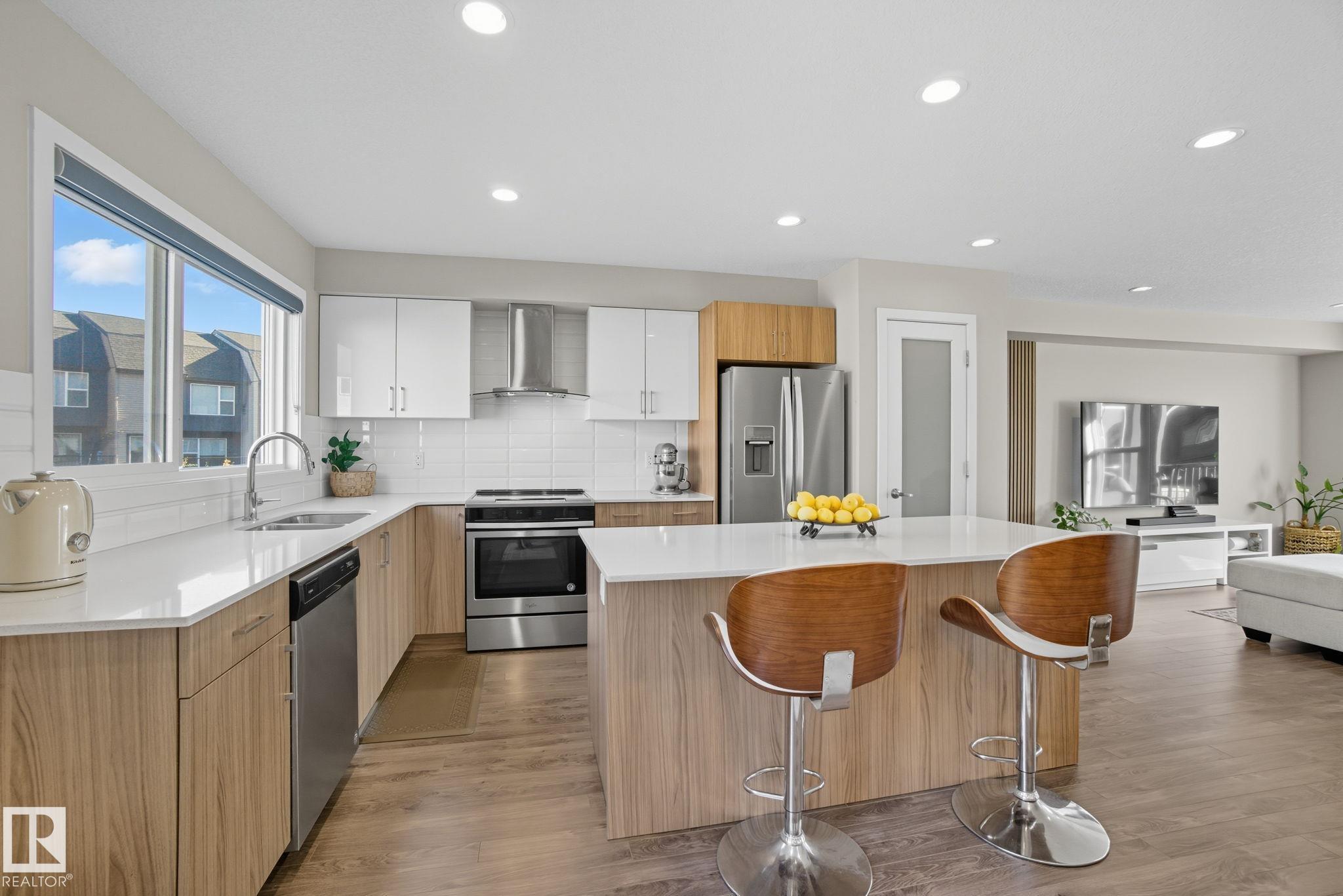 29 - 1075 Rosenthal Boulevard NW, Rosenthal, Edmonton photo number 2