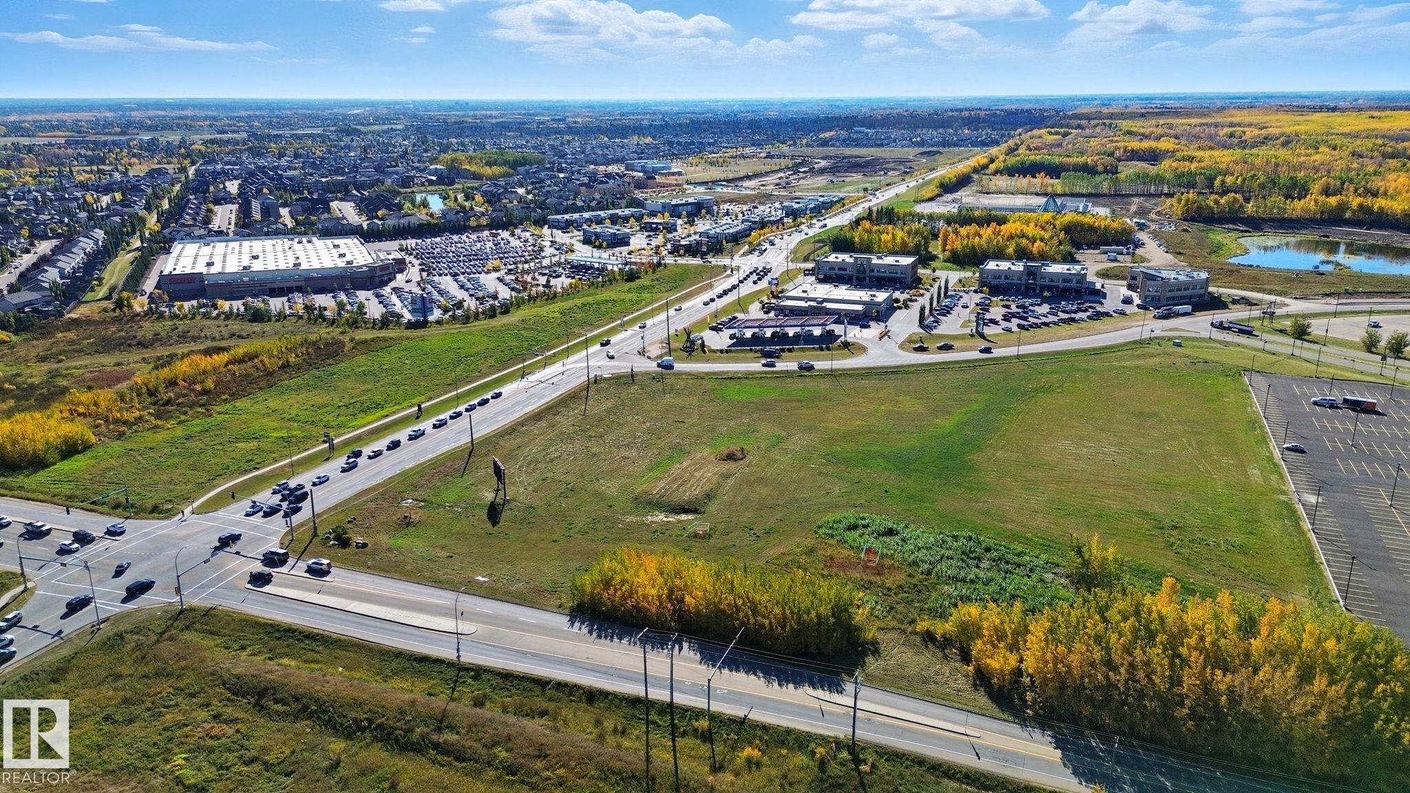 http://cdnparap120.paragonrels.com/ParagonImages/Property/p12/RAE/225373768/61/0/0/5d90d783e7d2df8476b0c94c74825f5d/1/ceeed1be27735790776184d5544e2791/225373768-fd2aae46-009d-4367-86f2-13b87a9fae48.JPG