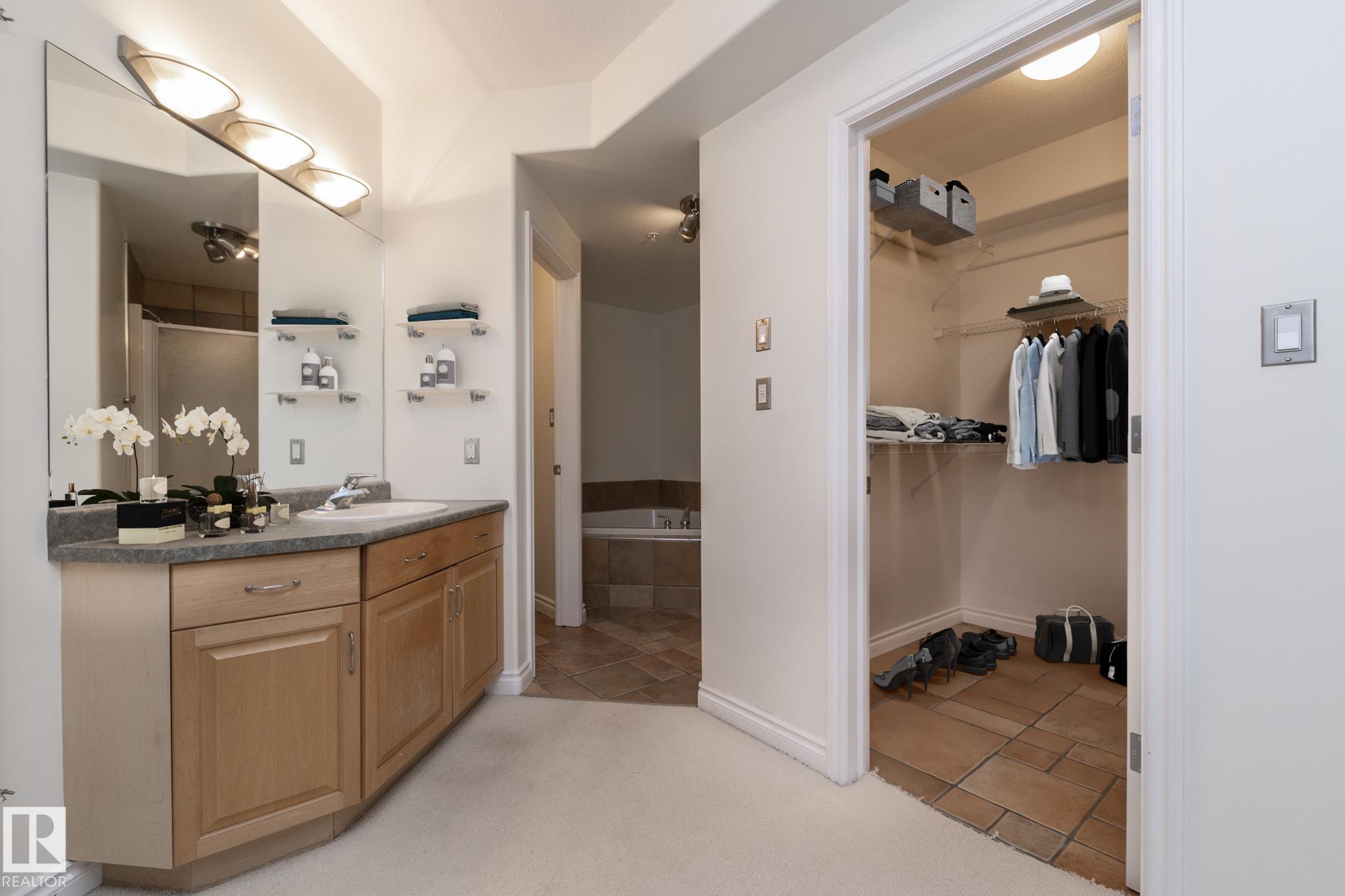 Photo 19 at 102 - 10855 Saskatchewan Drive NW, Garneau, Edmonton