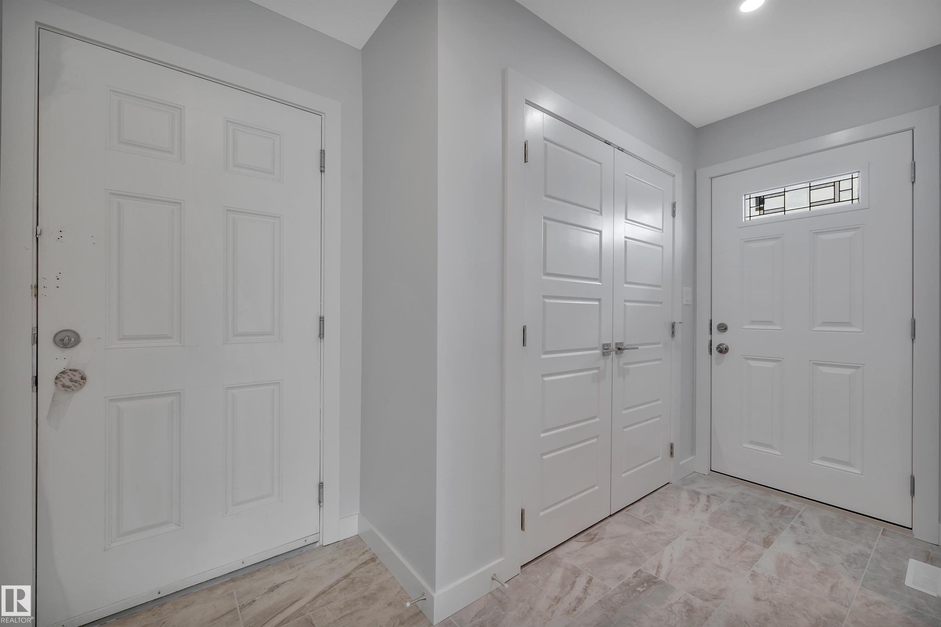 Photo 15 at 5006 48 Avenue, Linsford Park, Leduc
