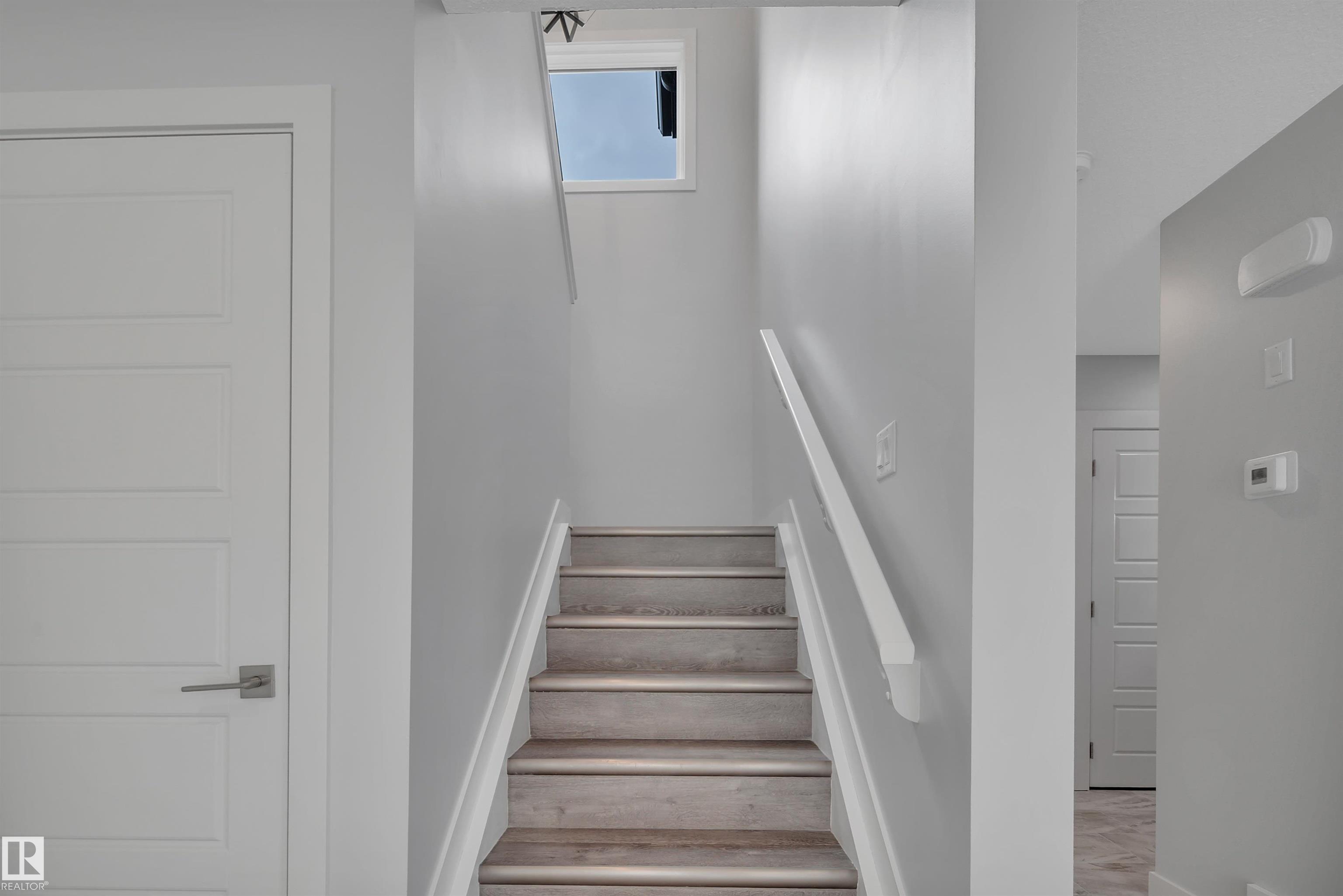 Photo 17 at 5006 48 Avenue, Linsford Park, Leduc