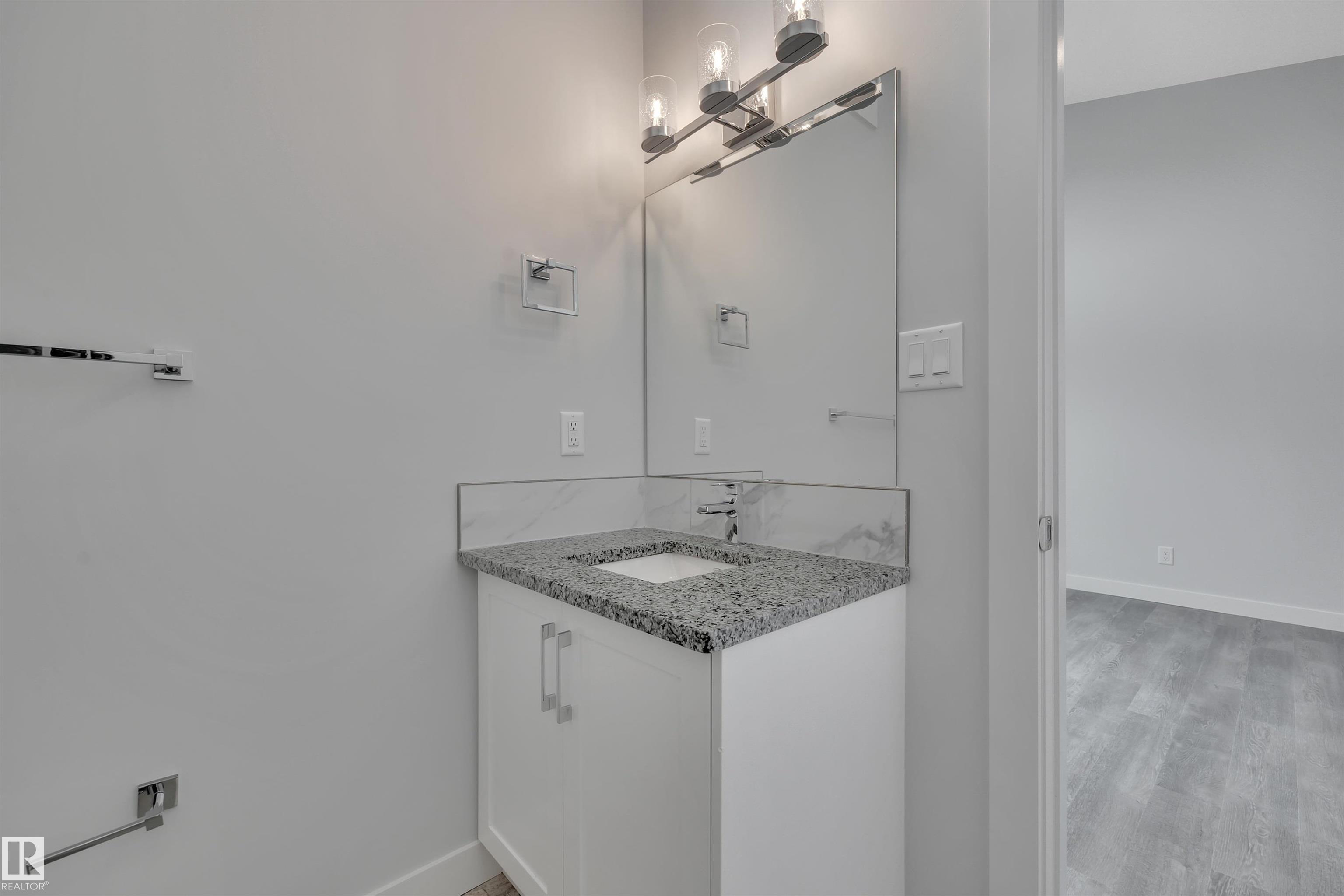 Photo 22 at 5006 48 Avenue, Linsford Park, Leduc