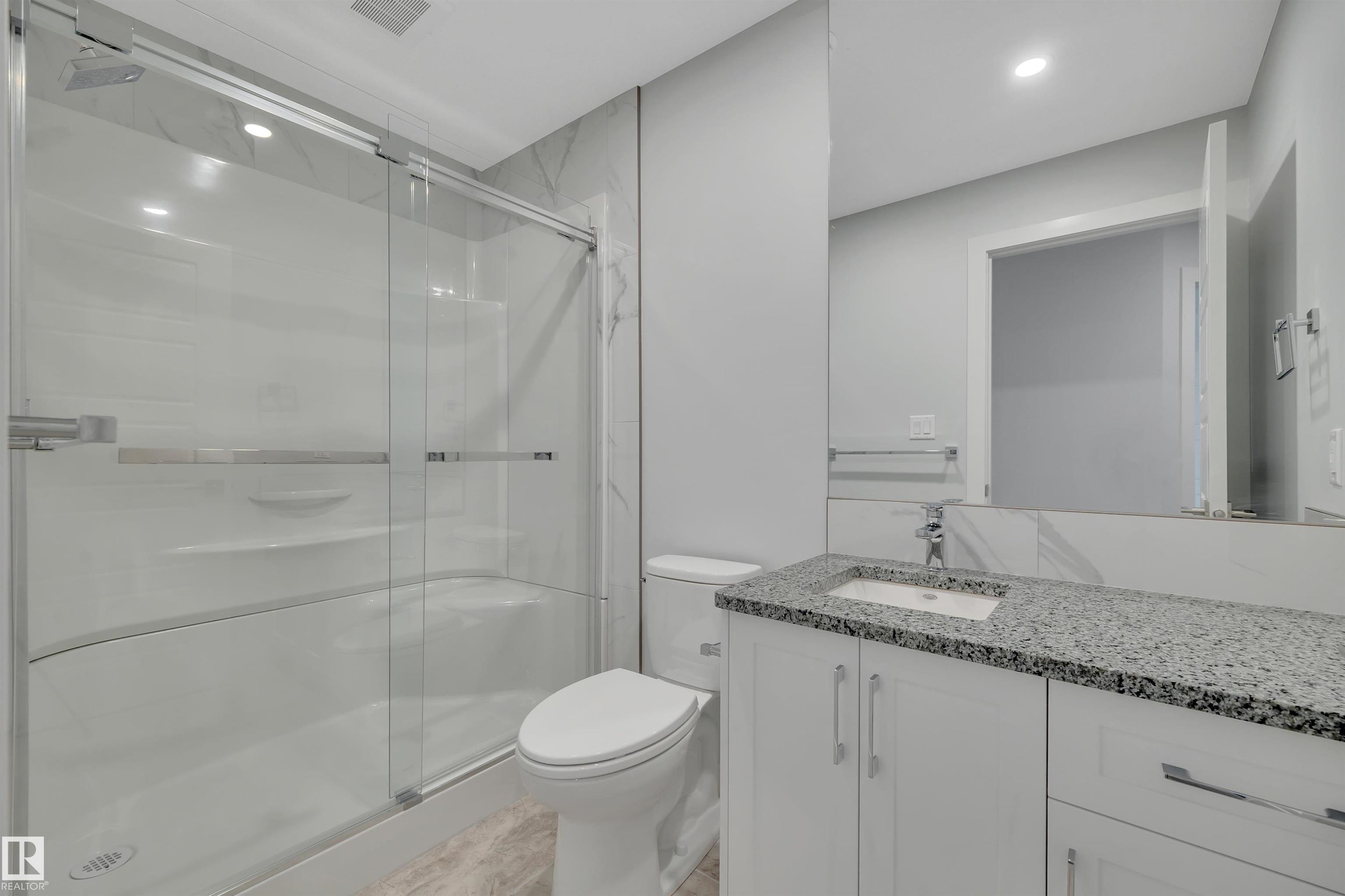 Photo 35 at 5006 48 Avenue, Linsford Park, Leduc