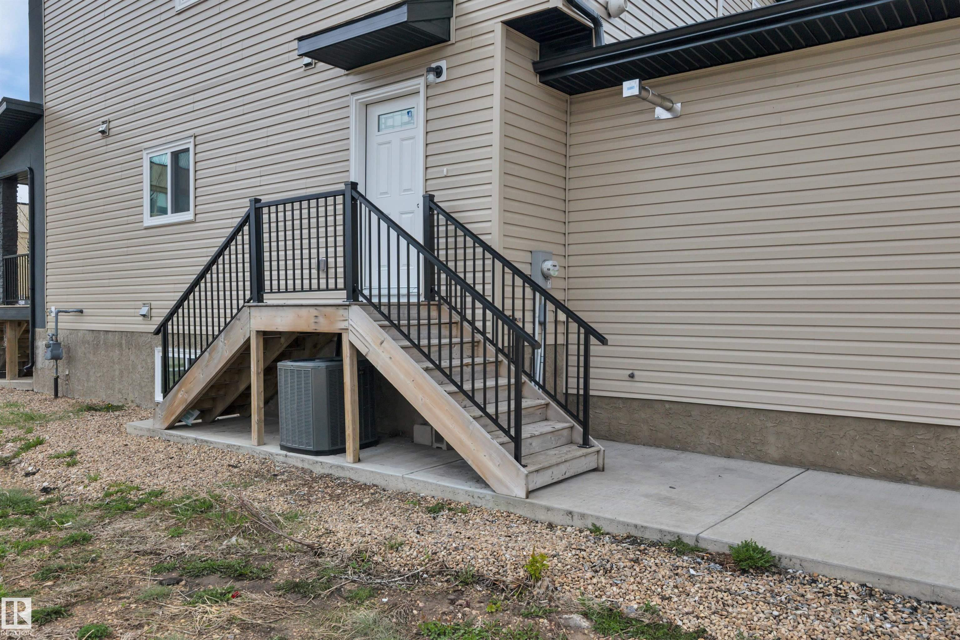 Photo 37 at 5006 48 Avenue, Linsford Park, Leduc