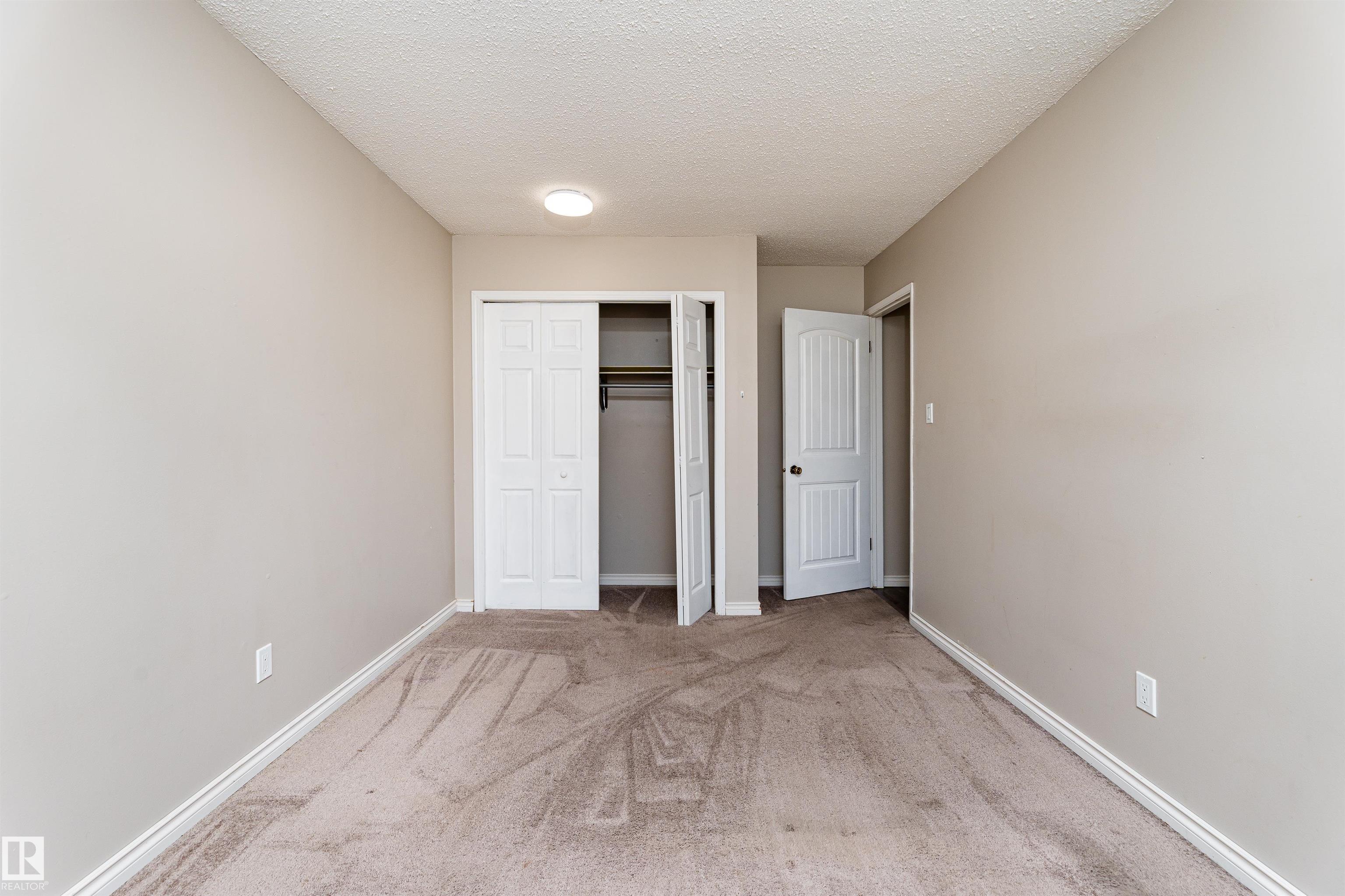 Photo 12 at 1130 Knottwood Road NW, Ekota, Edmonton