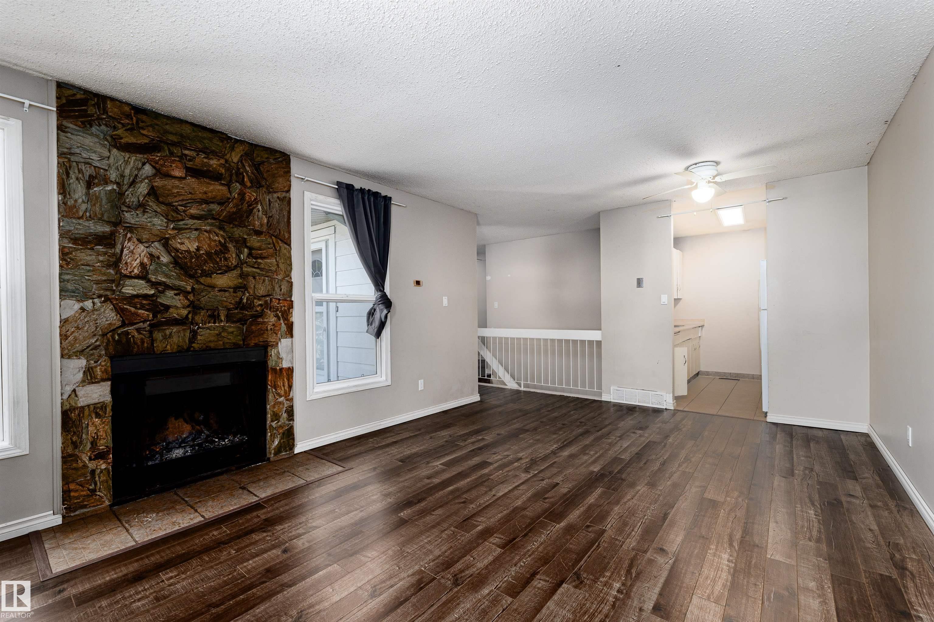 Photo 17 at 1130 Knottwood Road NW, Ekota, Edmonton