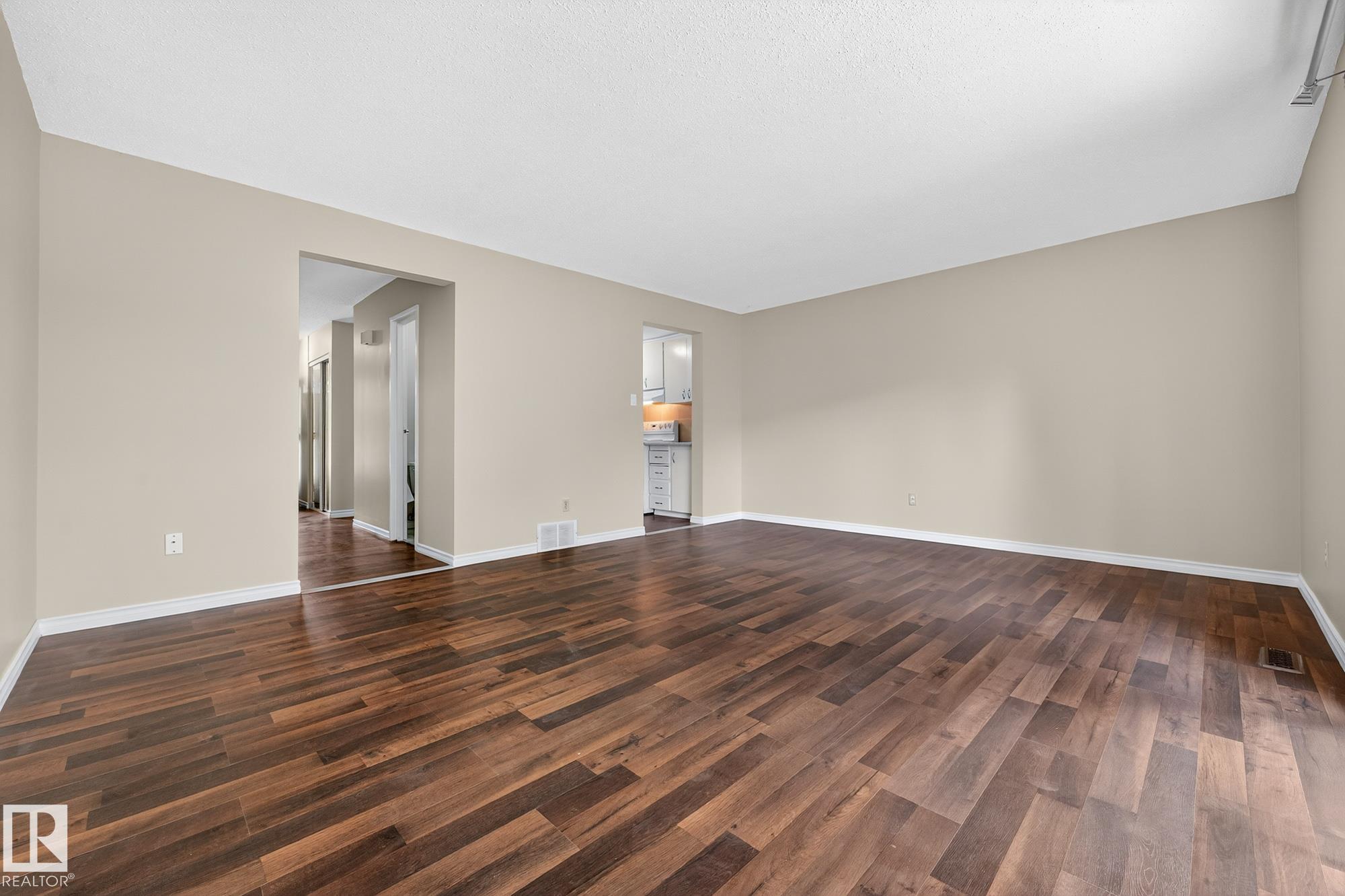 Photo 12 at H5 - 1 Garden Grove NW, Duggan, Edmonton
