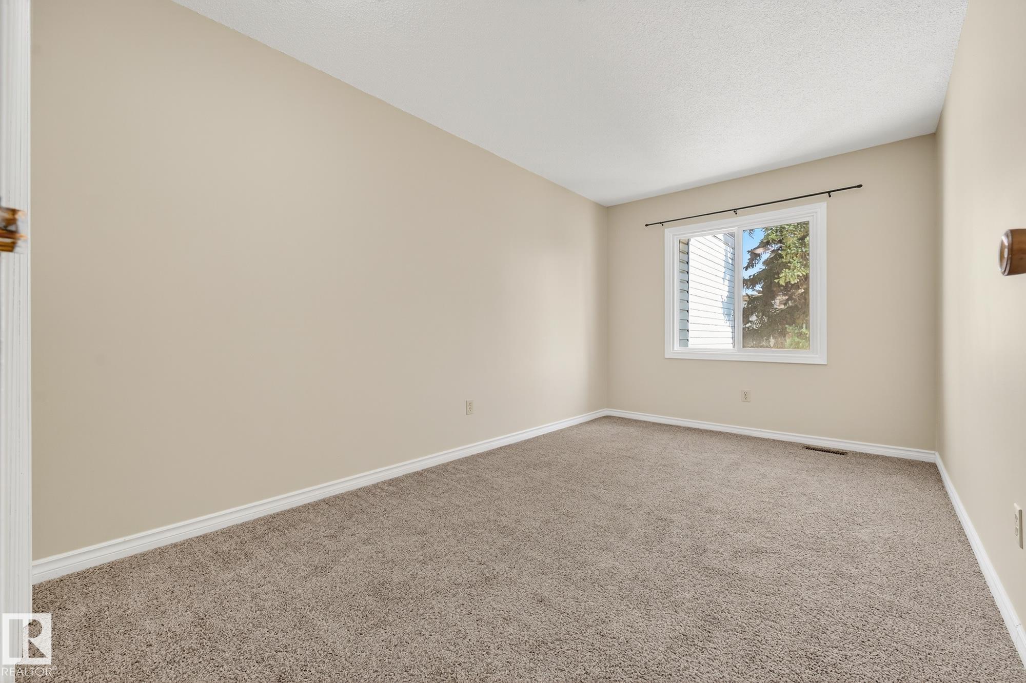 Photo 16 at H5 - 1 Garden Grove NW, Duggan, Edmonton