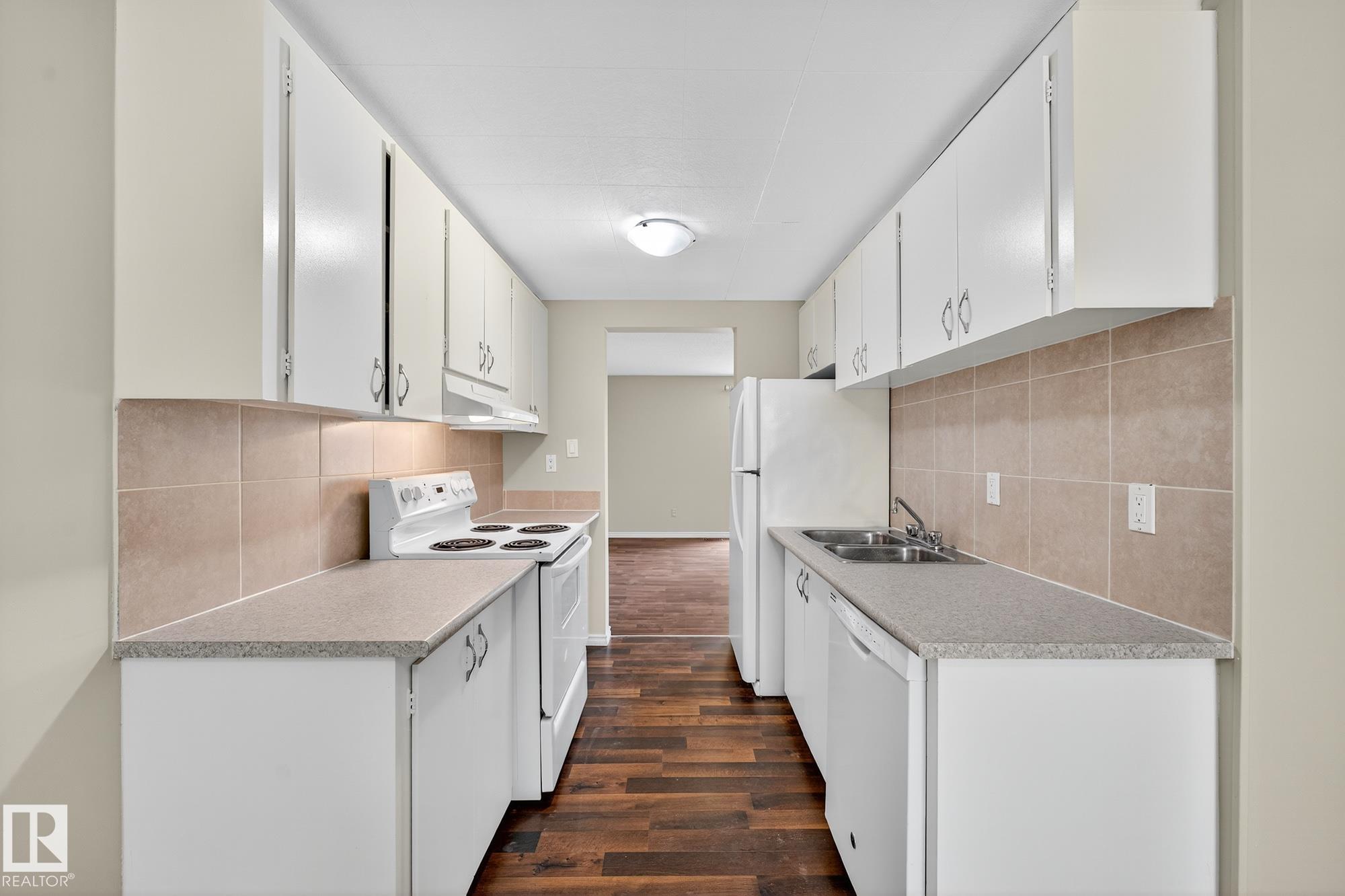 Photo 8 at H5 - 1 Garden Grove NW, Duggan, Edmonton