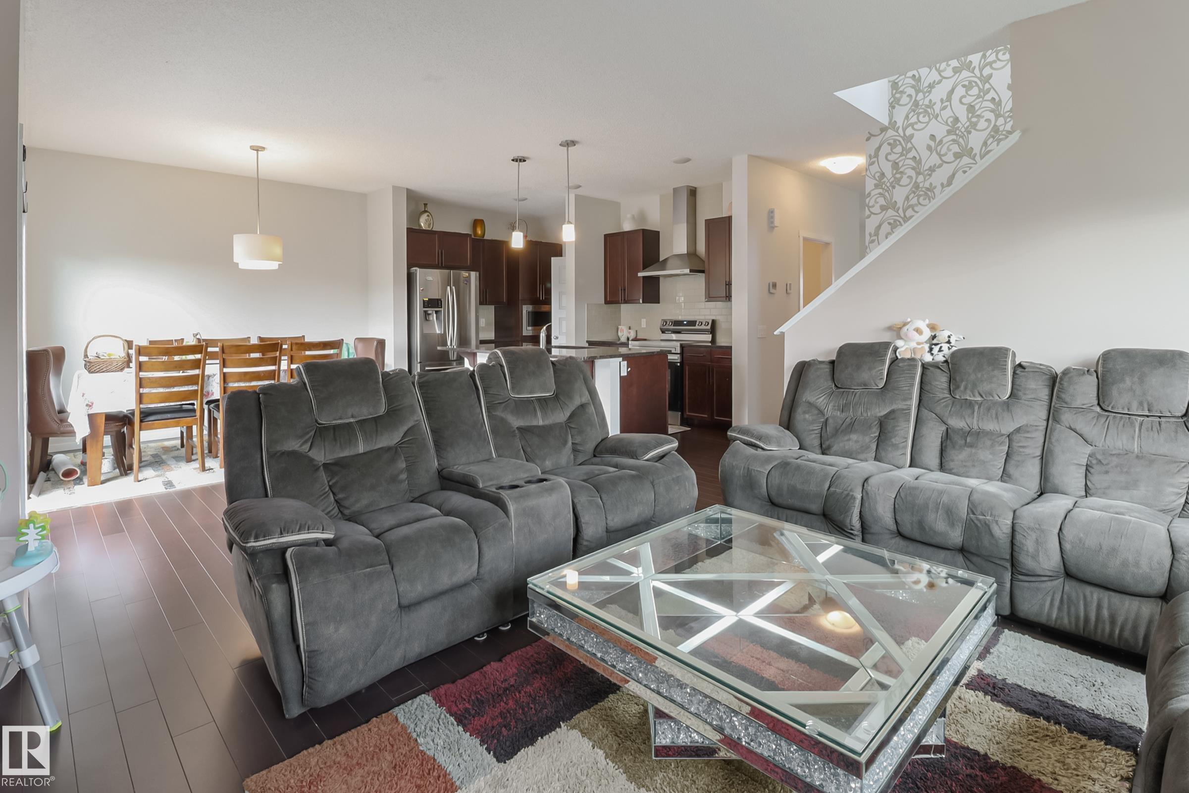 Photo 15 at 1404 29 Street NW, Laurel, Edmonton