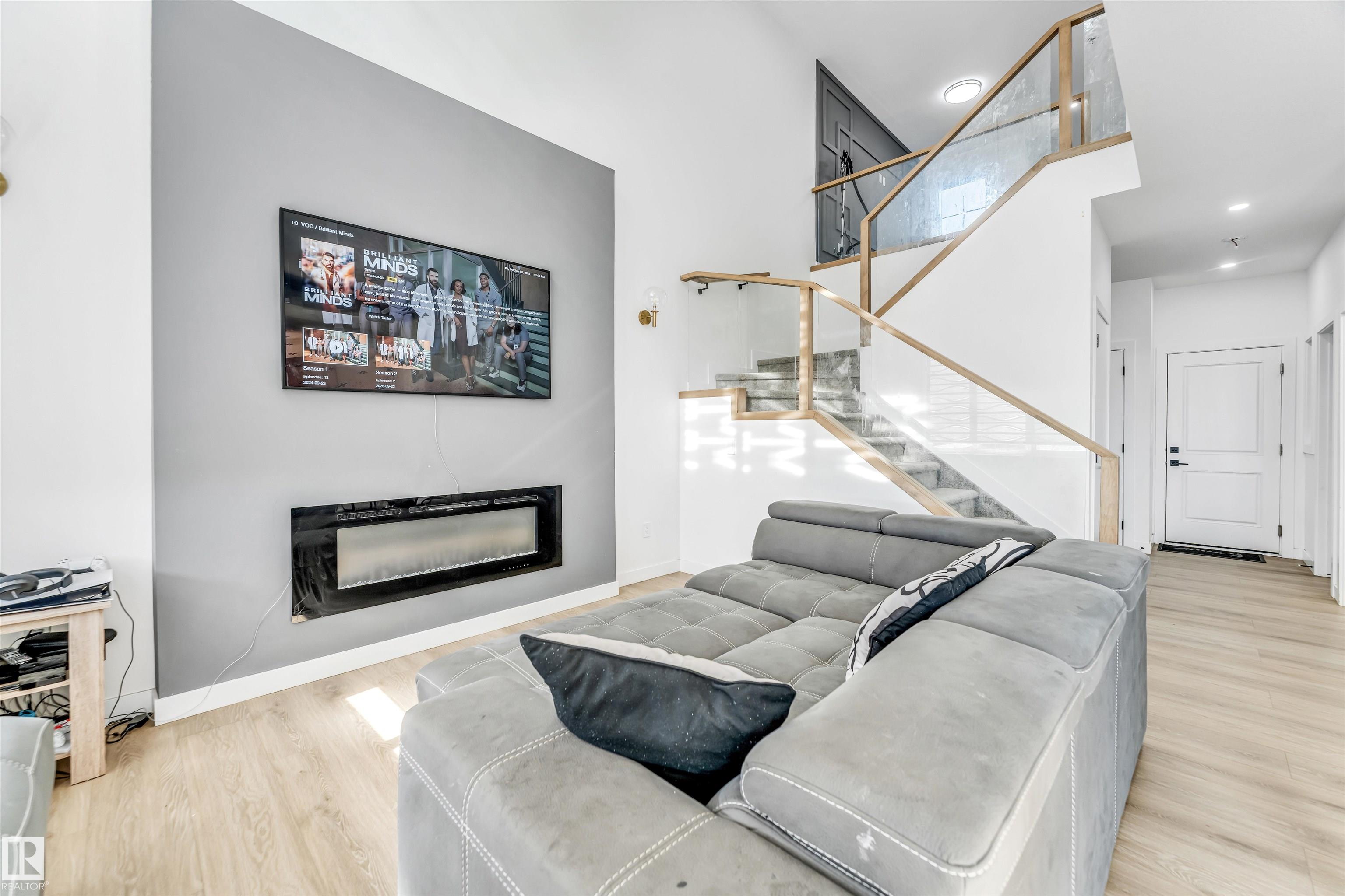 Photo 5 at 3911 40 Avenue, Azur, Beaumont