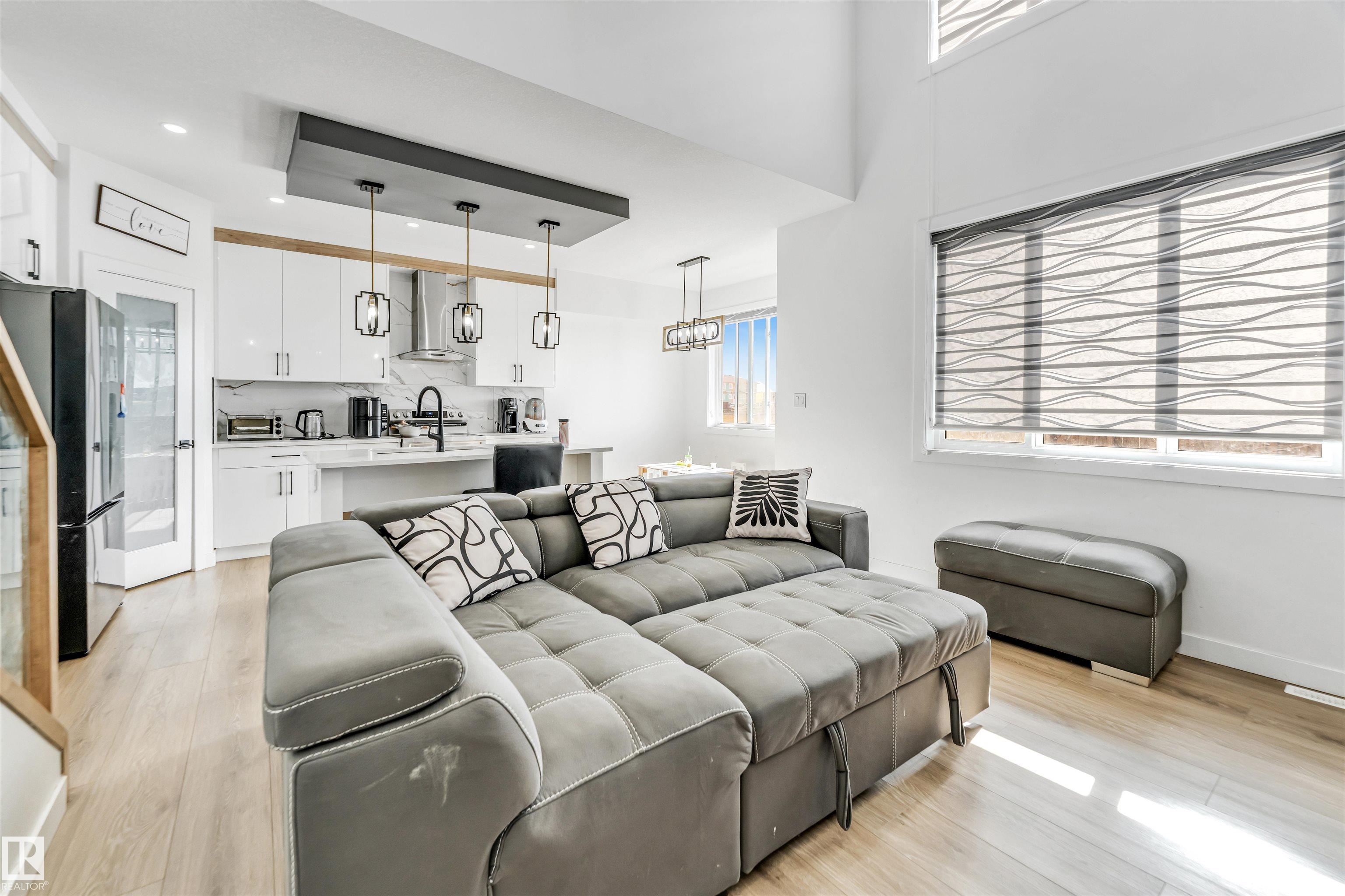 Photo 7 at 3911 40 Avenue, Azur, Beaumont