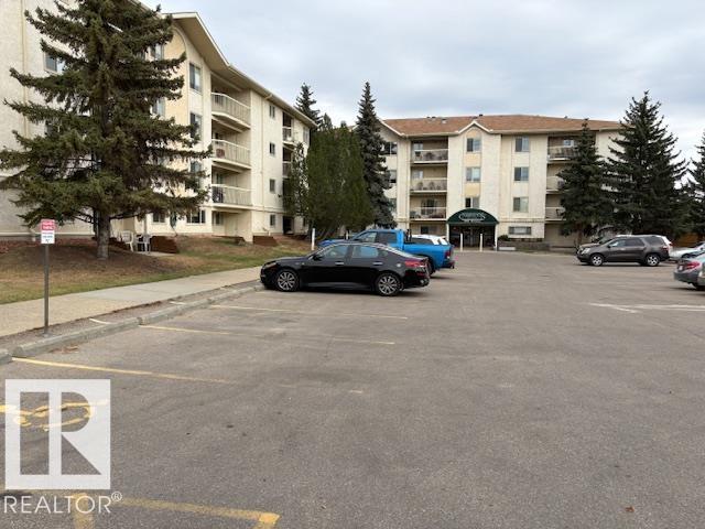 http://cdnparap120.paragonrels.com/ParagonImages/Property/p12/RAE/225373792/1/0/0/809cc7262c30614816e7fad5cf615bc3/1/4d293b85d9ddfa220dc8349591b2e396/225373792-f6cb5b4d-22dc-4cef-9b40-22b753d6c805.JPG
