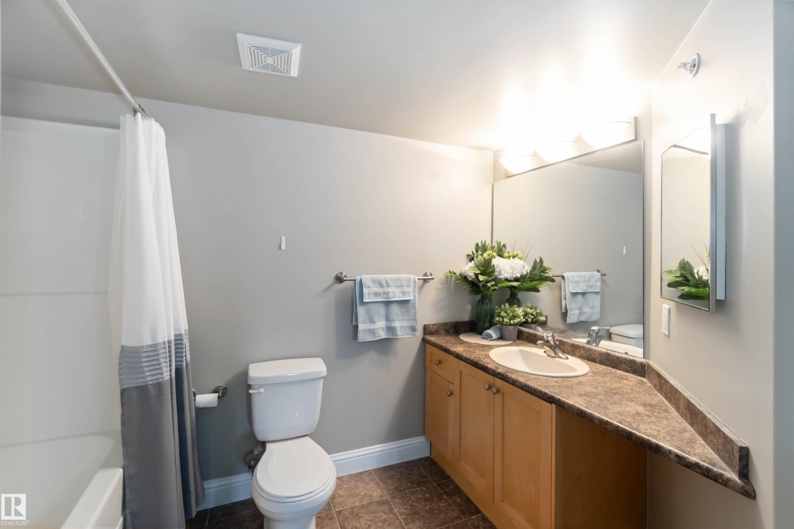 Photo 5 at 210 - 13111 140 Avenue NW, Pembina, Edmonton