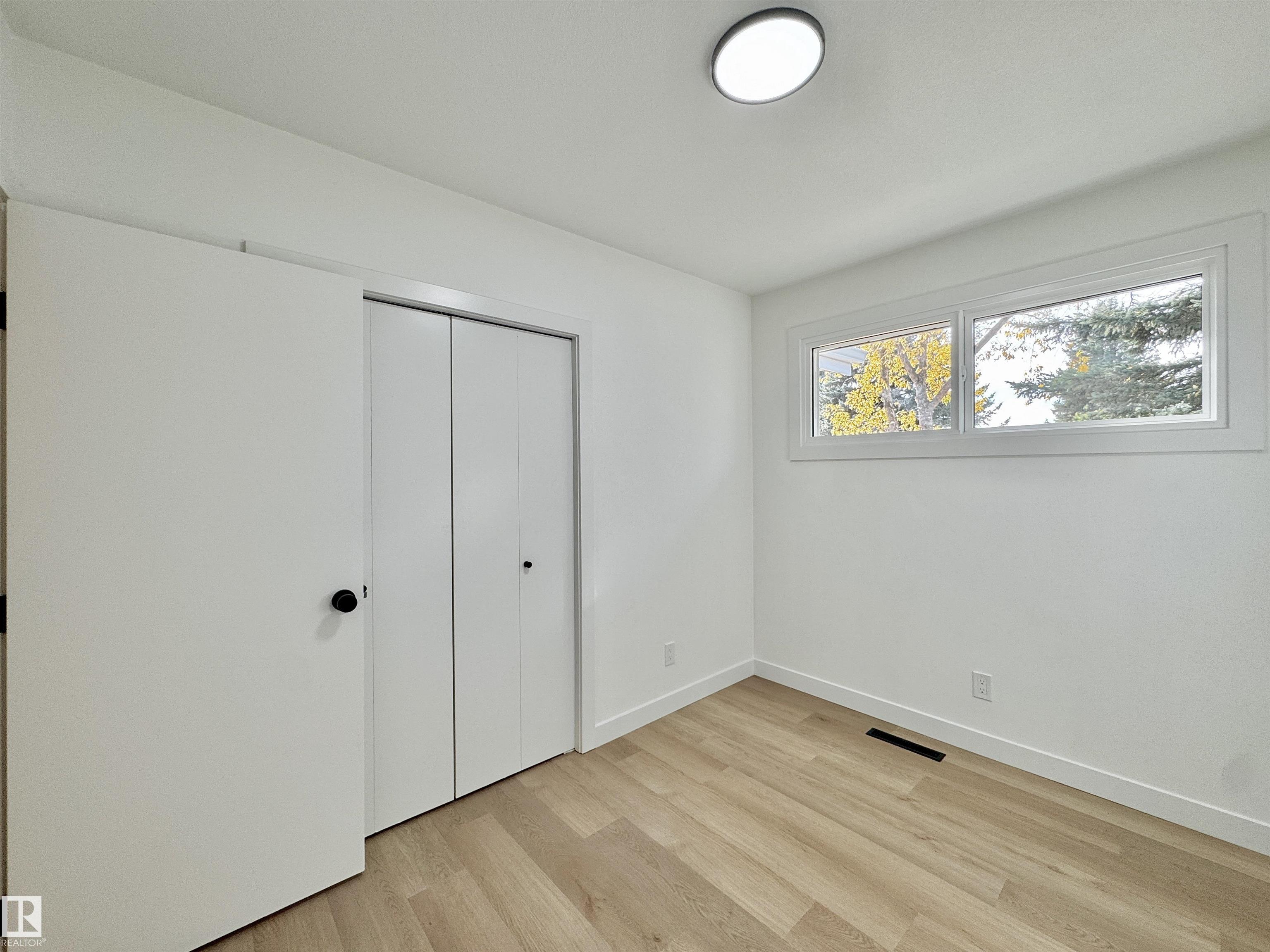 Photo 7 at 12 Sycamore Street, Sherwood Heights, Sherwood Park