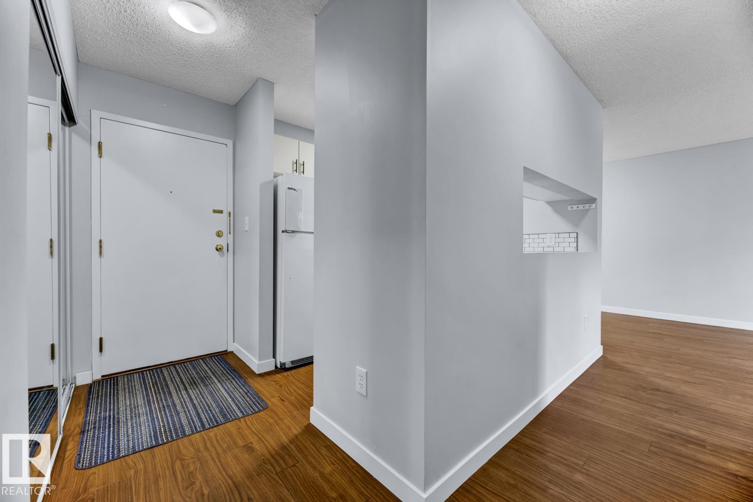 Photo 6 at 105 - 2508 50 Street NW, Mill Woods Town Centre, Edmonton