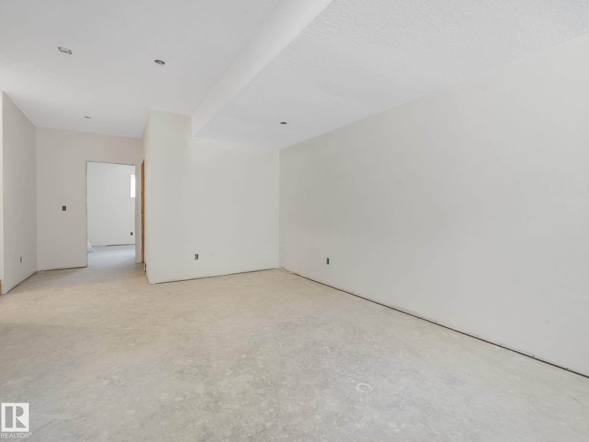 Photo 43 at 11219 125 Street NW, Inglewood, Edmonton