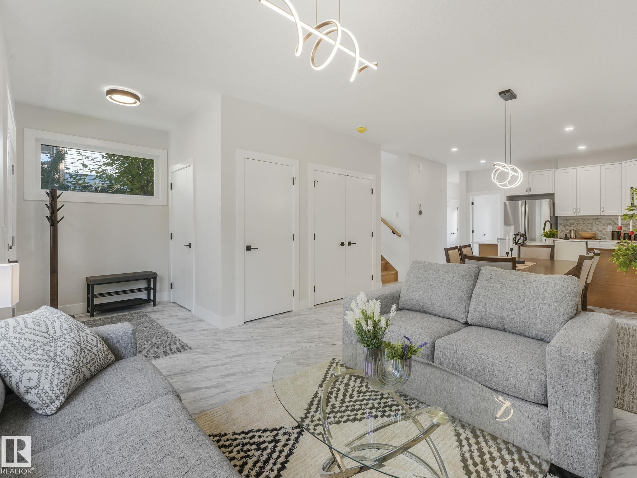 Photo 10 at 11219 125 Street NW, Inglewood, Edmonton