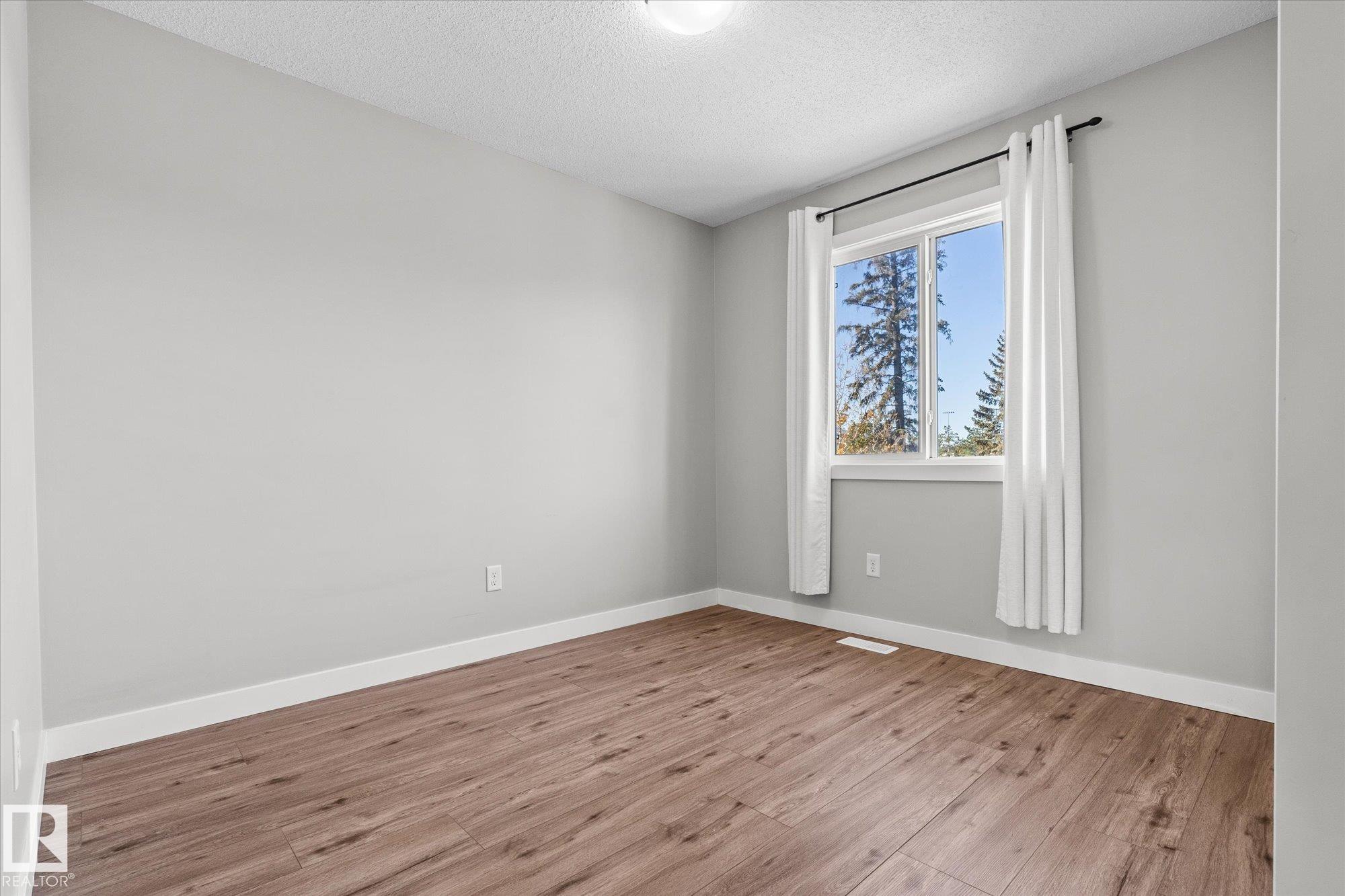 Photo 35 at 41 Meadowland Crescent, McLaughlin, Spruce Grove