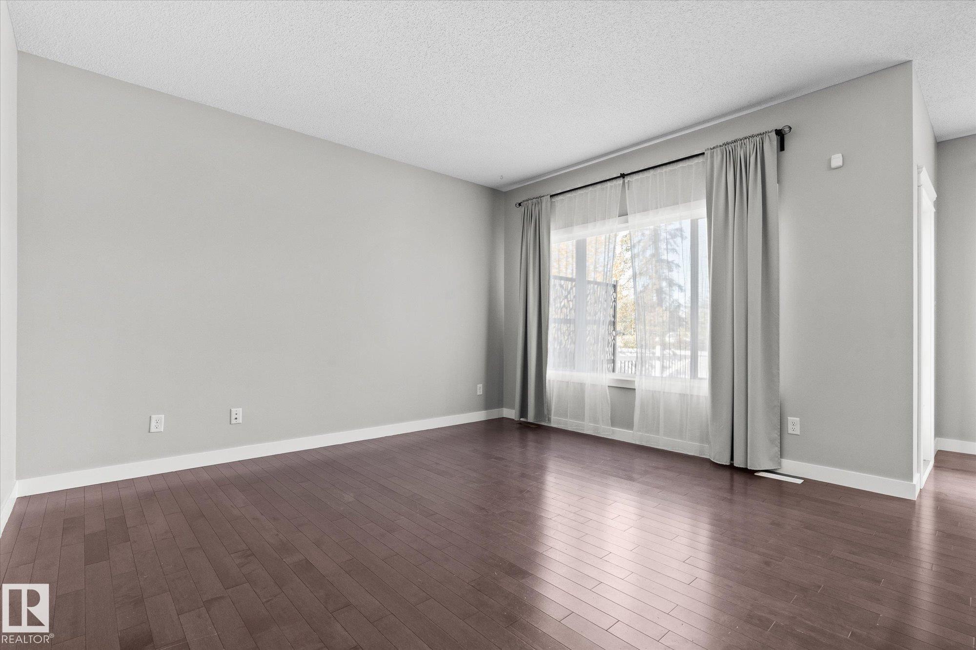 Photo 9 at 41 Meadowland Crescent, McLaughlin, Spruce Grove