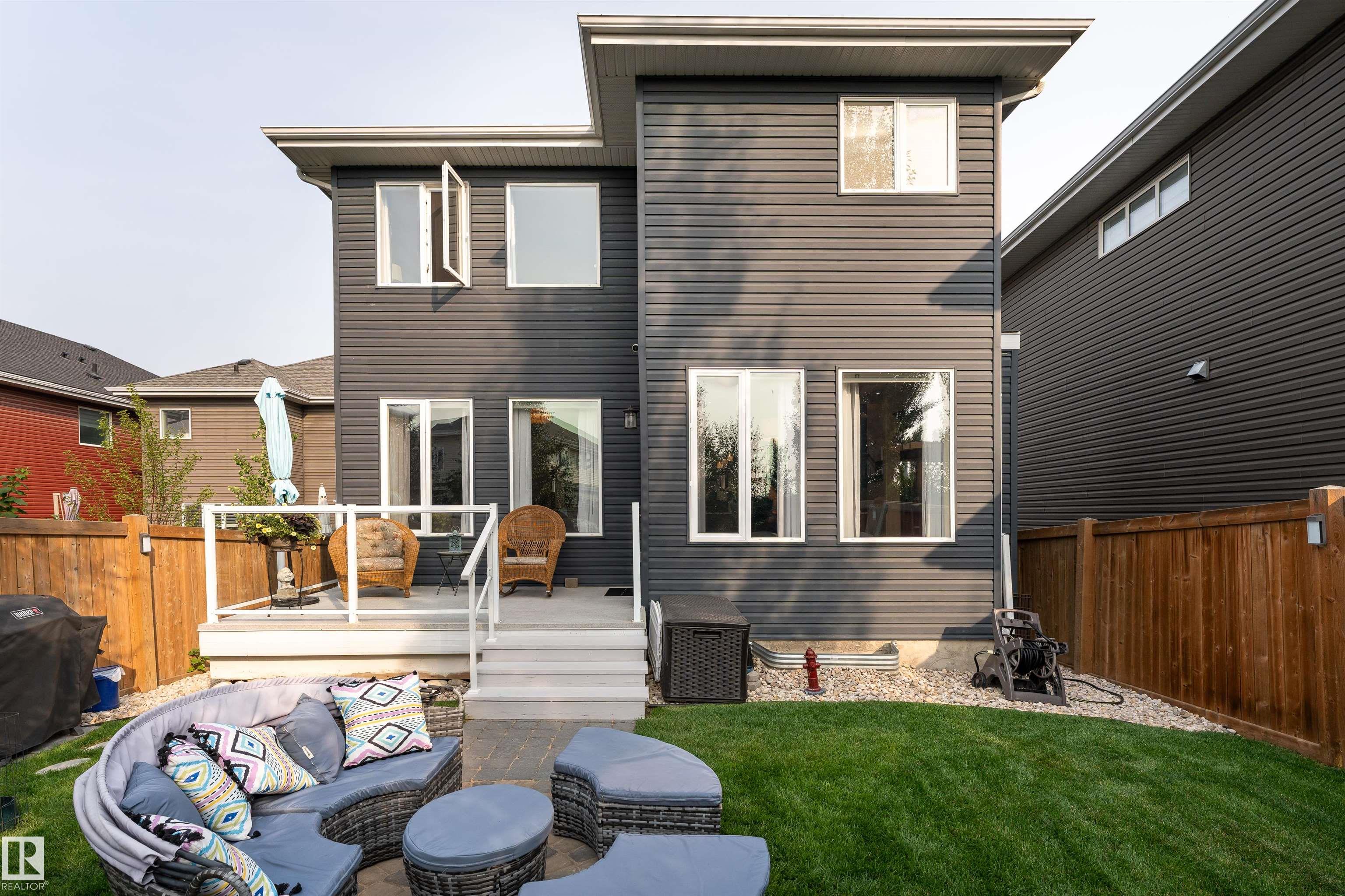 Photo 2 at 2007 Blue Jay Court NW, Starling, Edmonton